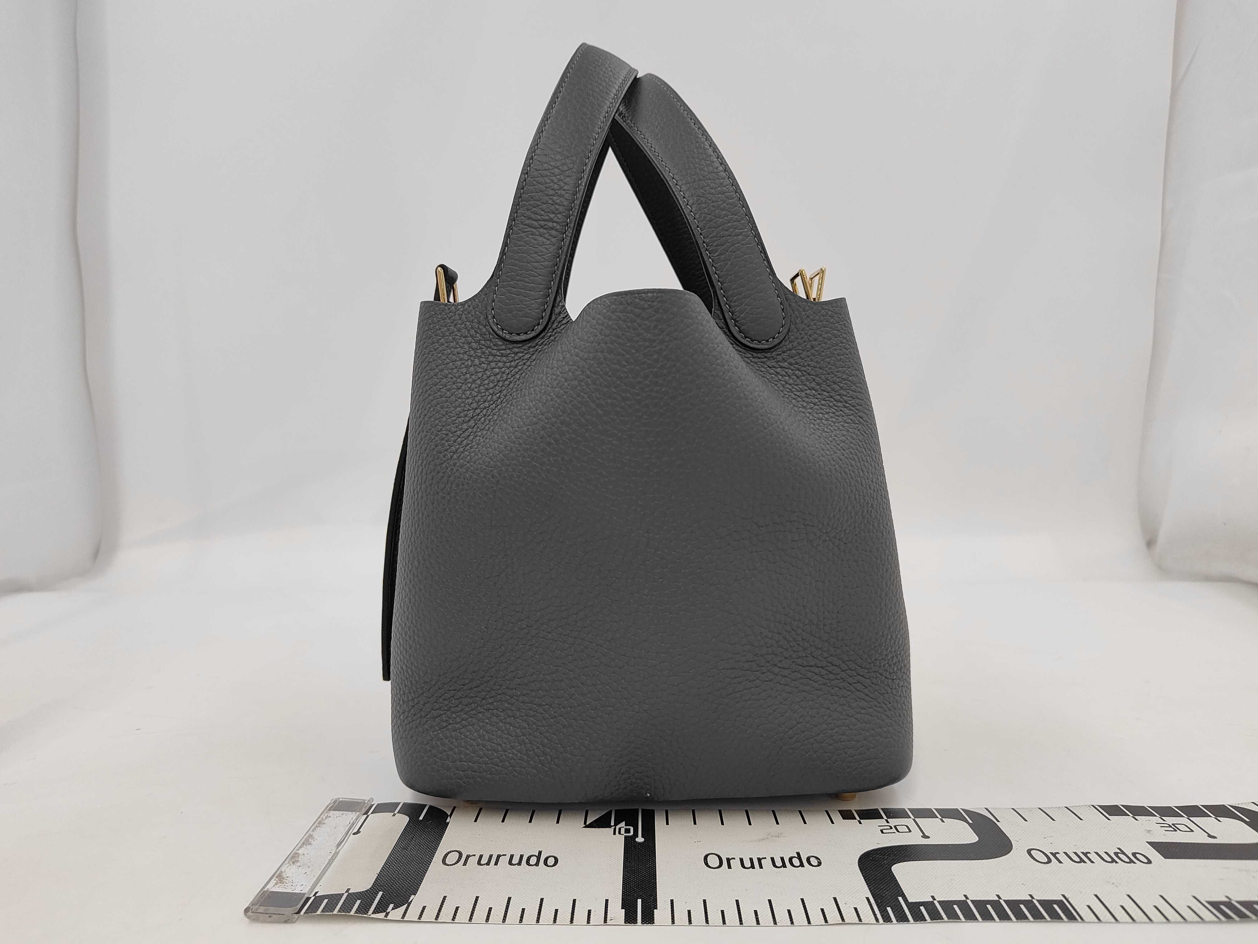 Picotin Lock 18 Taurillon Clemence Ardoise Champagne Gold Hardware G Stamp Handbag — view 2