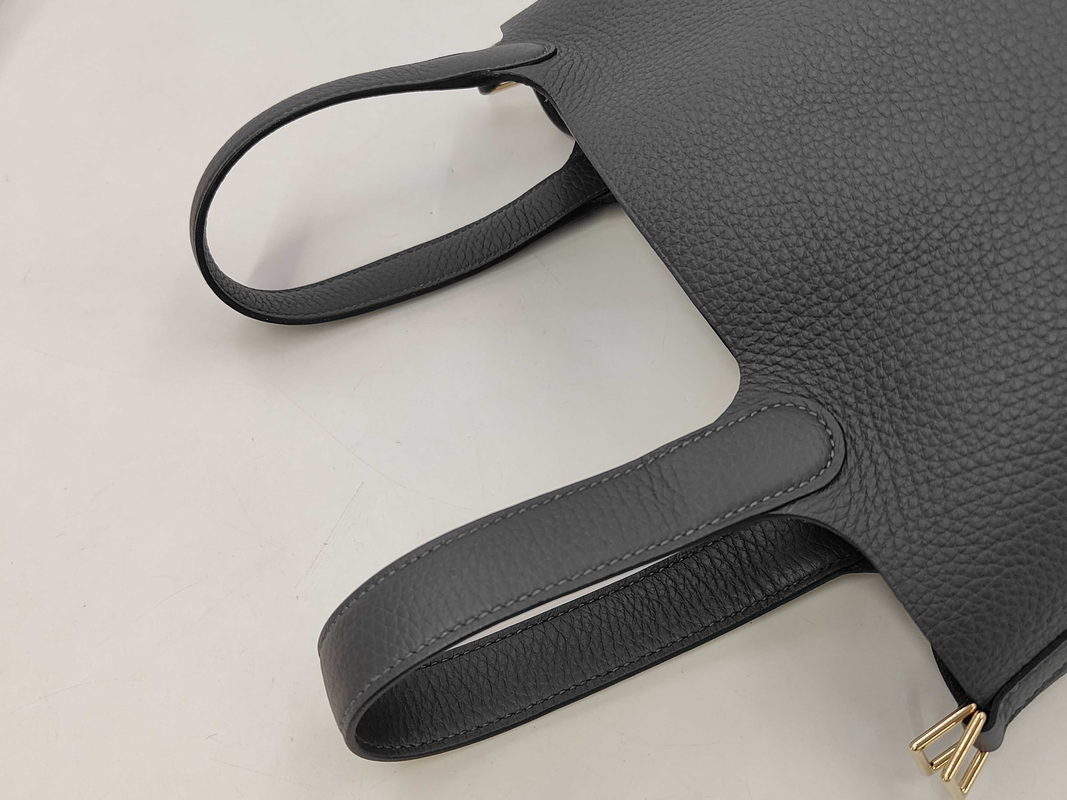 Picotin Lock 18 Taurillon Clemence Ardoise Champagne Gold Hardware G Stamp Handbag — view 3
