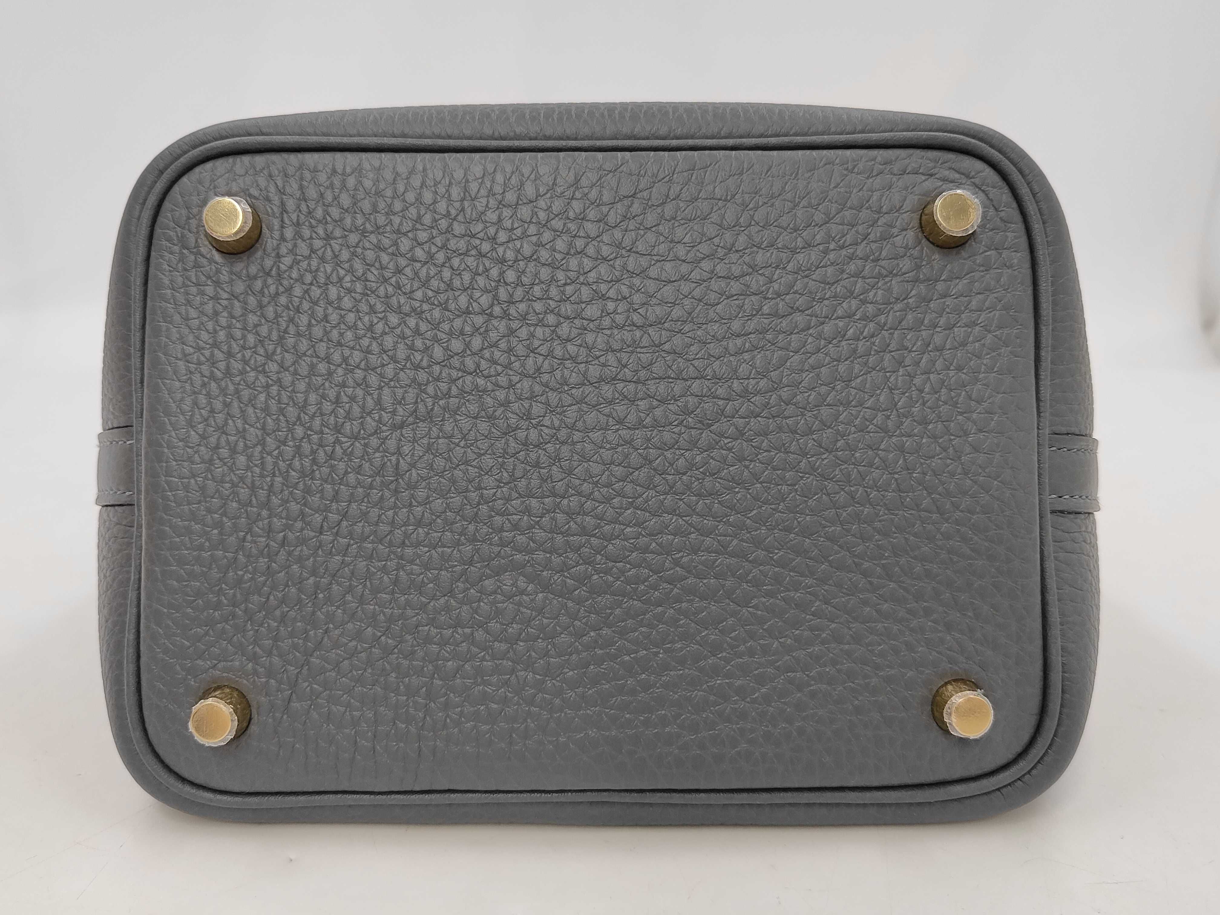 Picotin Lock 18 Taurillon Clemence Ardoise Champagne Gold Hardware G Stamp Handbag — view 7