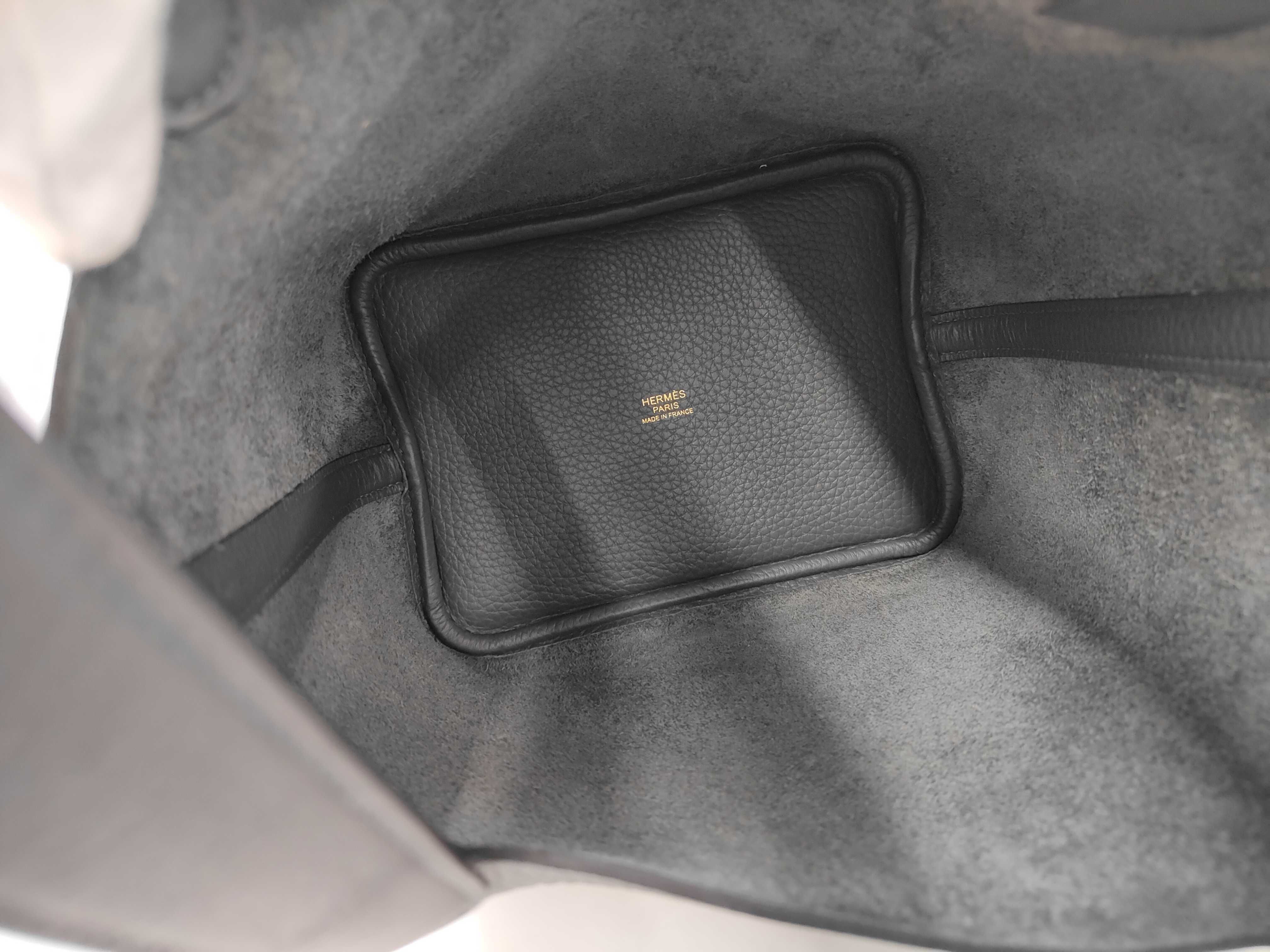 Picotin Lock 18 Taurillon Clemence Ardoise Champagne Gold Hardware G Stamp Handbag — view 8