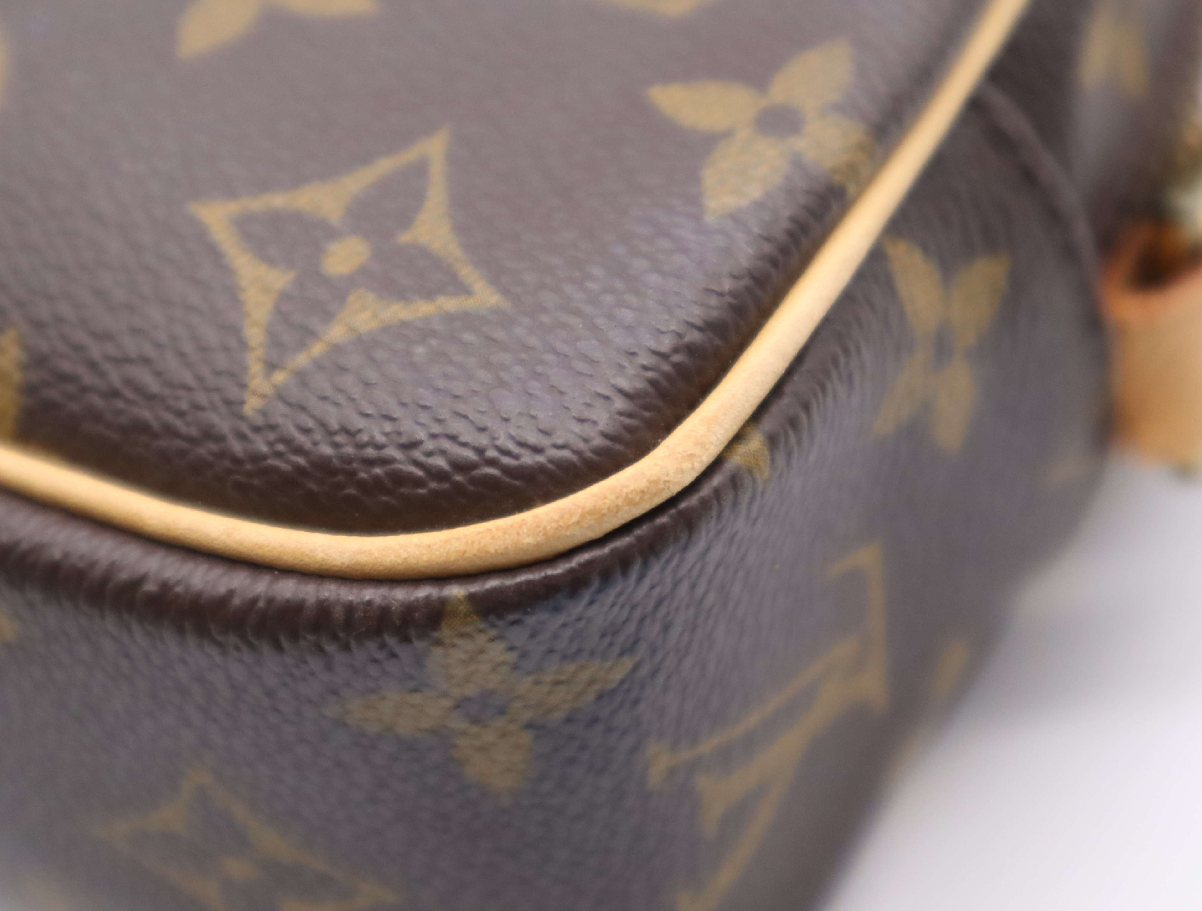 M51183 Monogram Pochette Cite Shoulder Bag — view 7