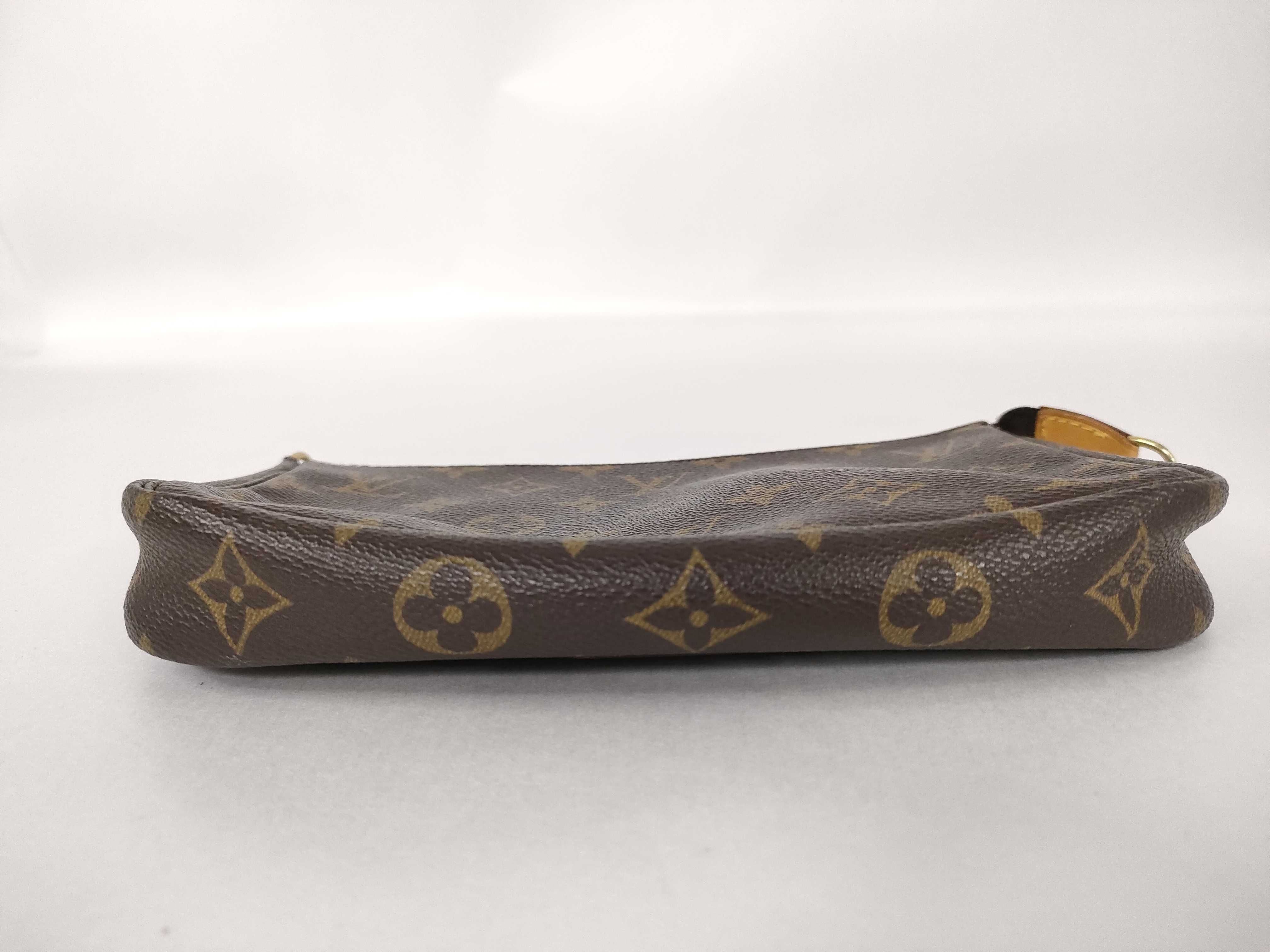 Monogram Vuitton Accessoires Pouch — view 4