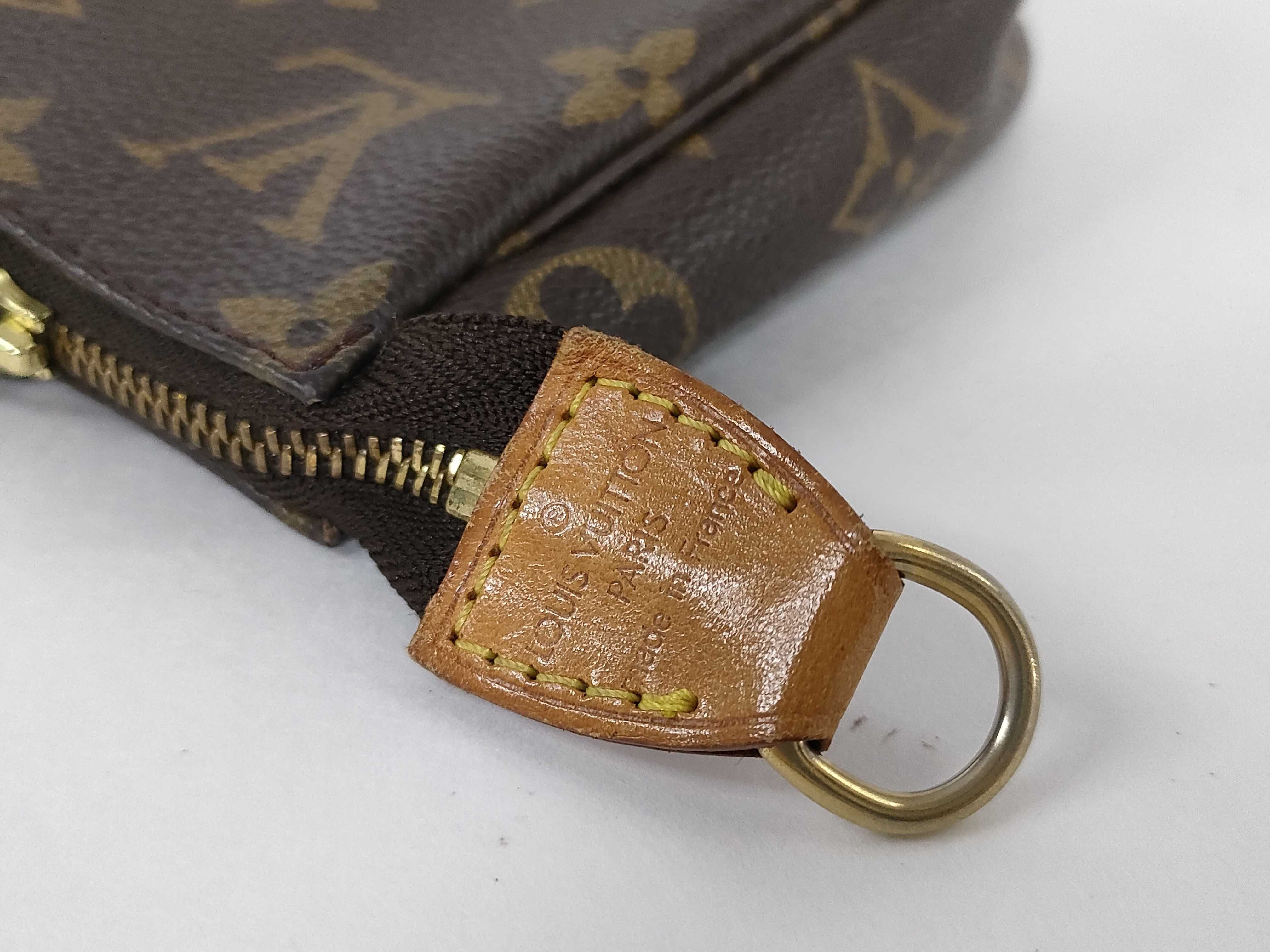 Monogram Vuitton Accessoires Pouch — view 9