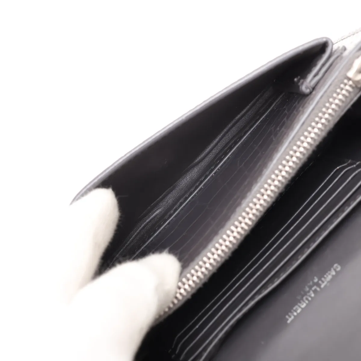 Sunset 452157 Crocodile Embossed Chain Wallet, Gray — view 7