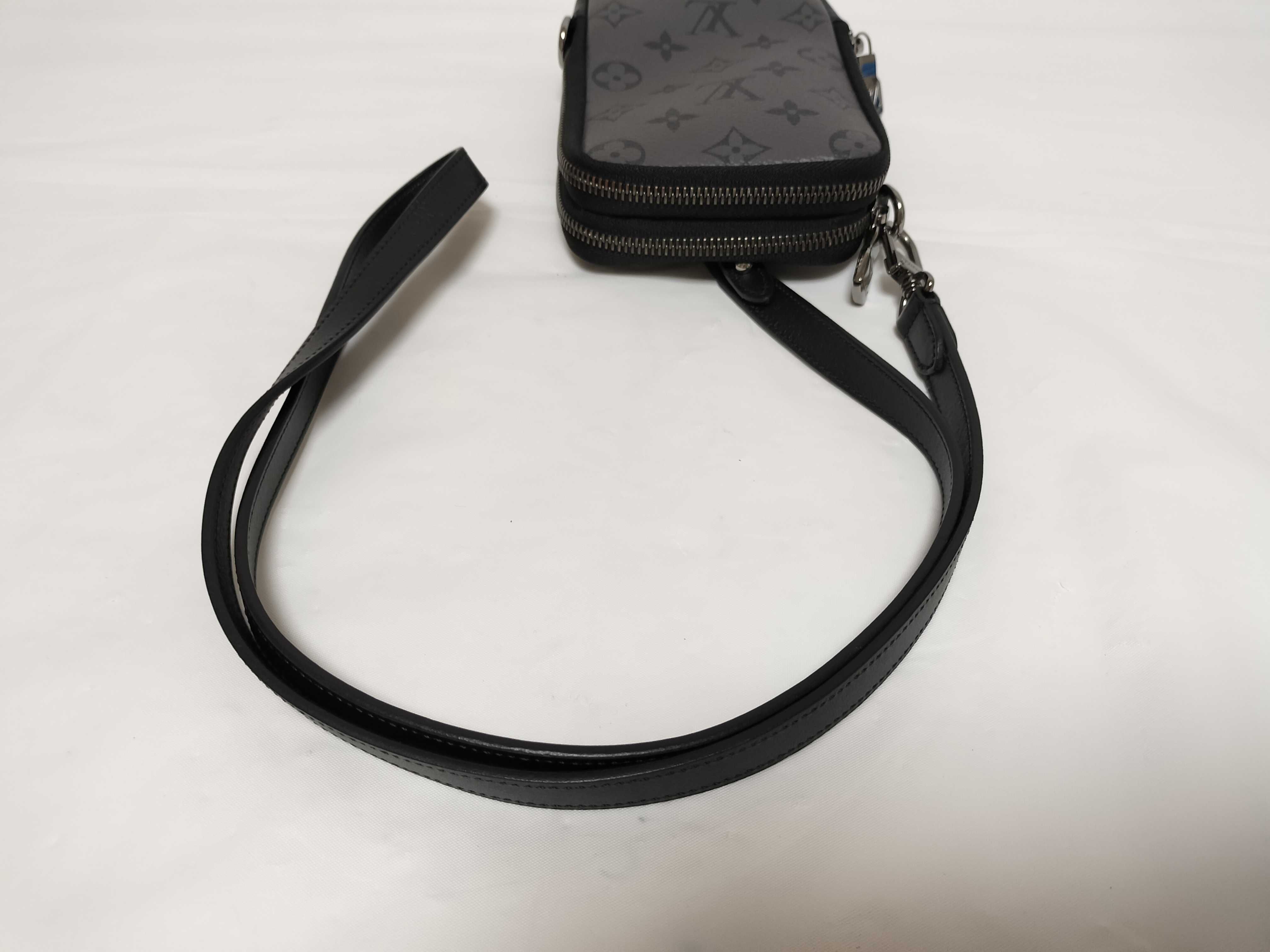 Reverse Double Phone Pouch RFID Shoulder Bag — view 3
