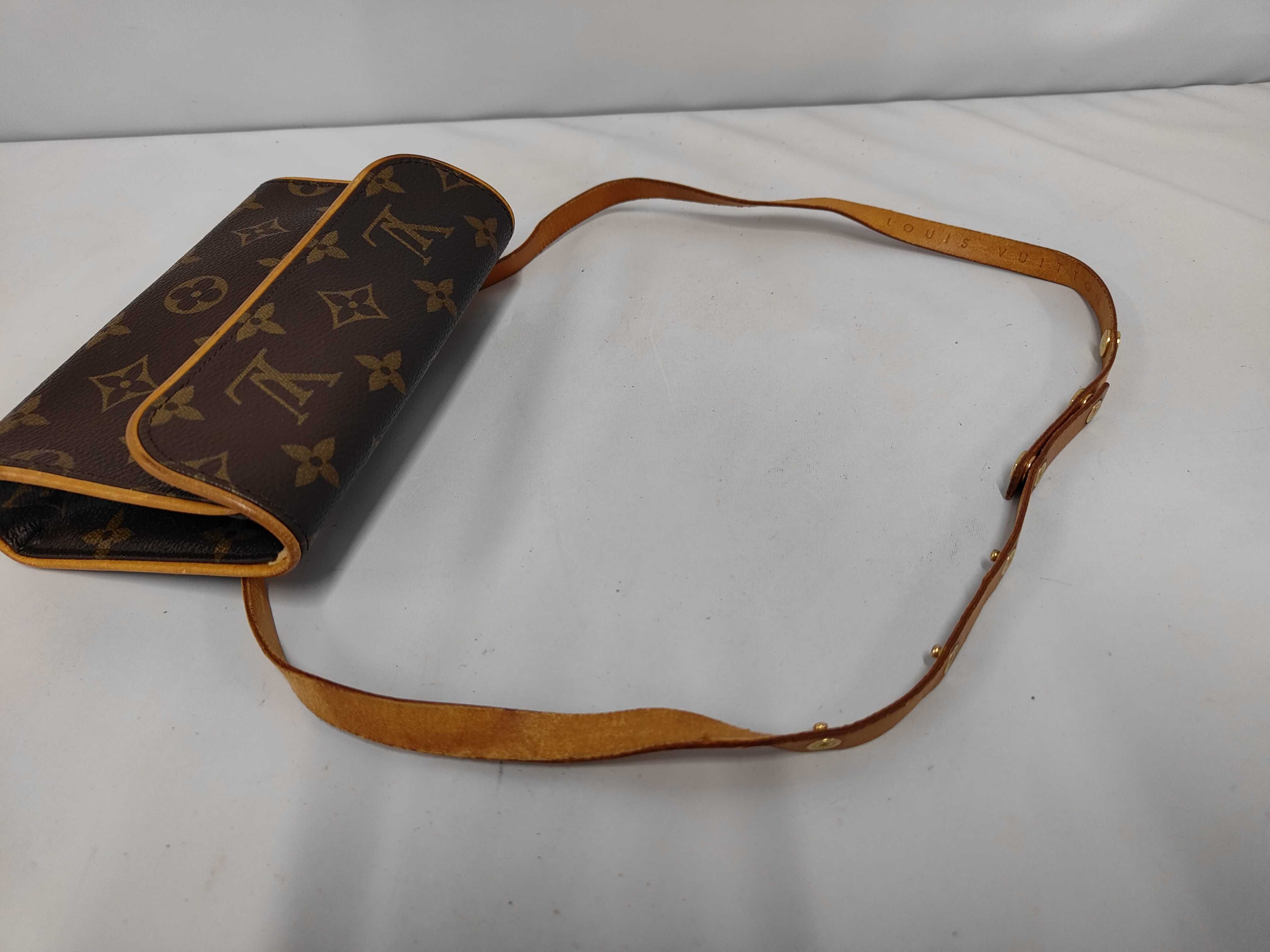 Monogram Shoulder Bag Pochette Florentine M51855 Shoulder Bag — view 5