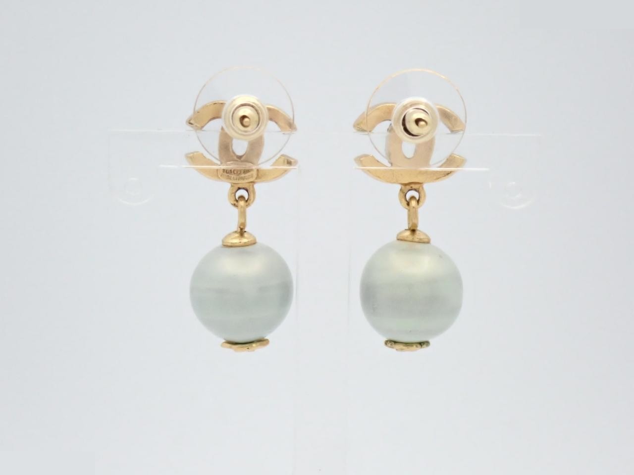 earrings, model 01P, blue stone and pearl, Coco Mark design, 3cm in height. — view 2