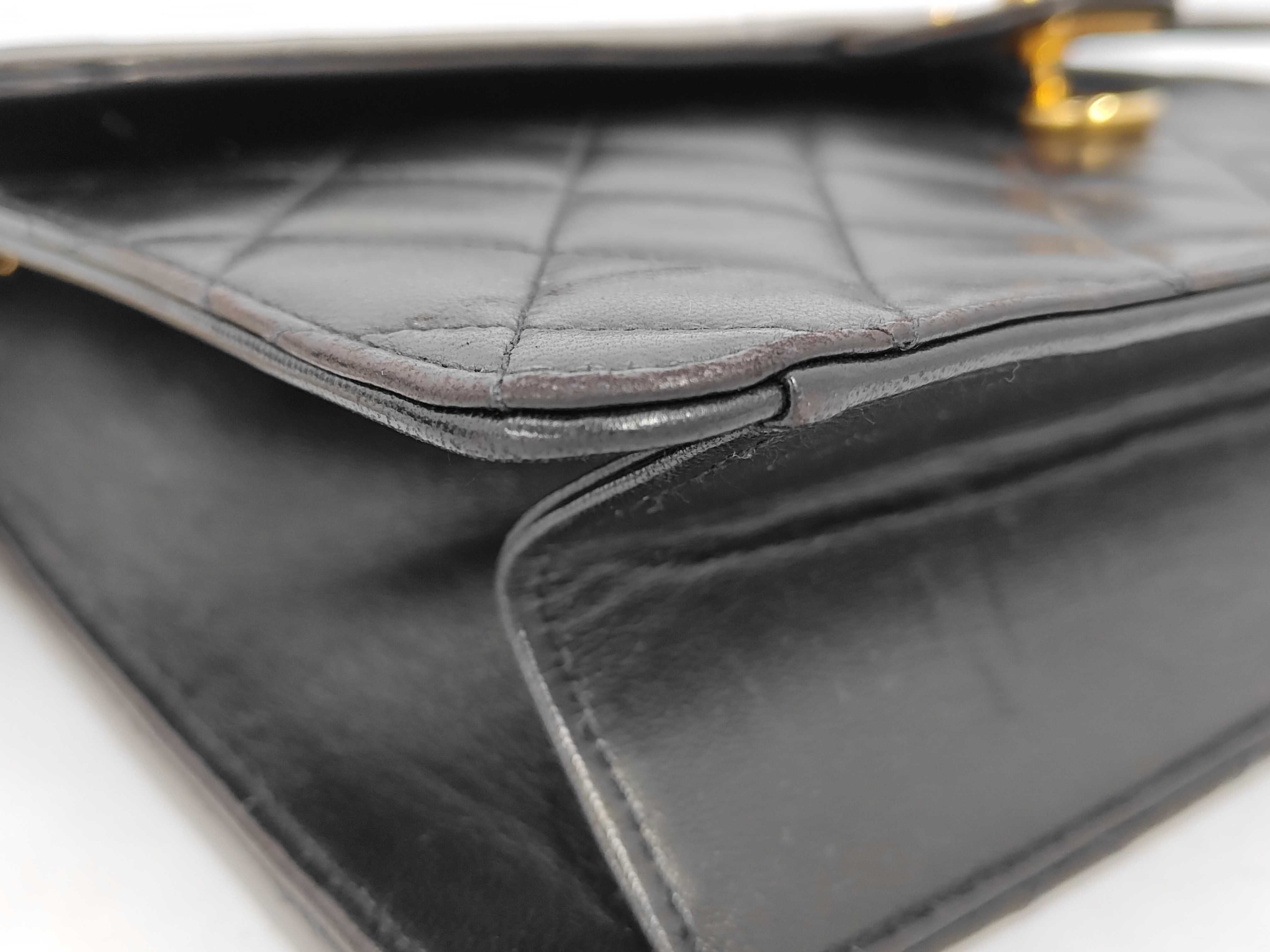 Lambskin [20% UP] Coco Mark Push-Lock Chain Shoulder Bag — view 4