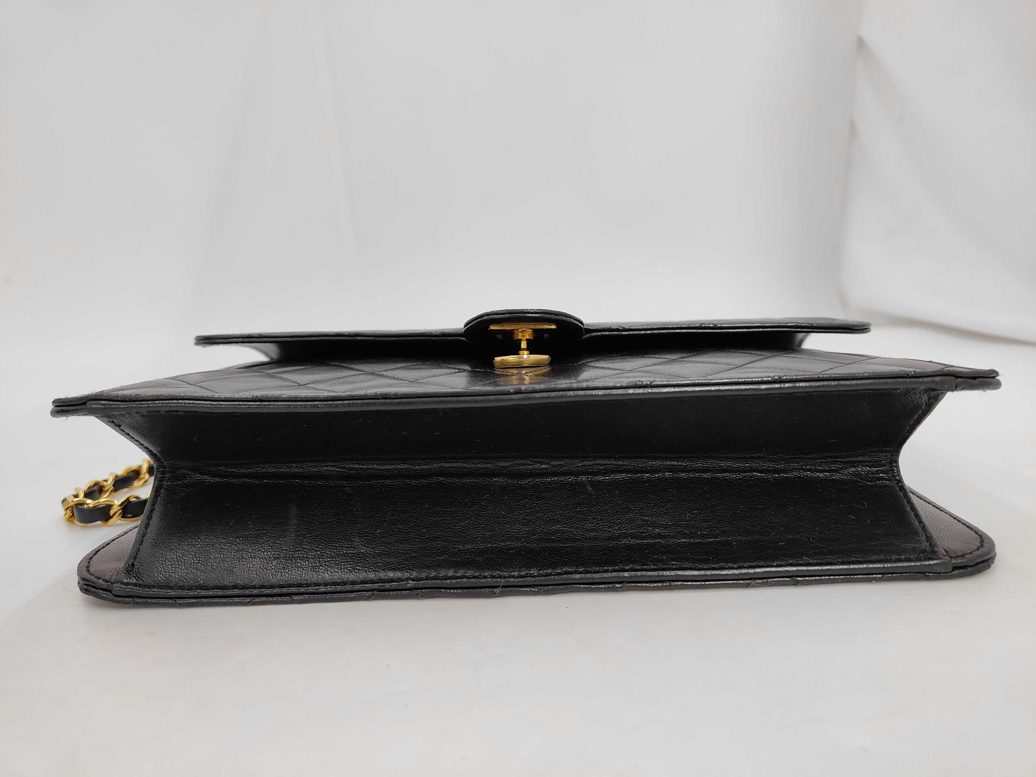 Lambskin [20% UP] Coco Mark Push-Lock Chain Shoulder Bag — view 5