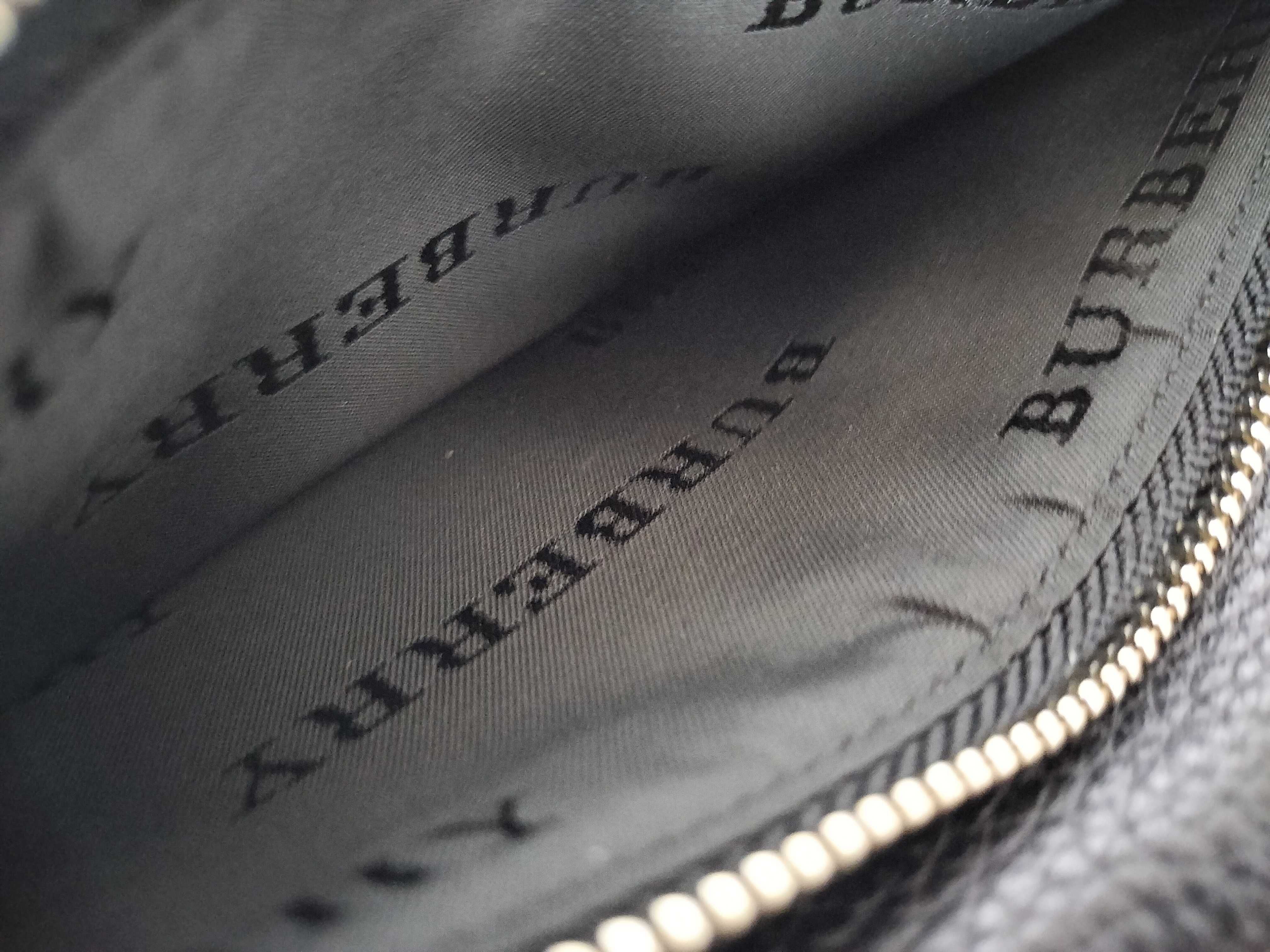 Black Label Burberry Leather Folding Wallet Black Wallet — view 7