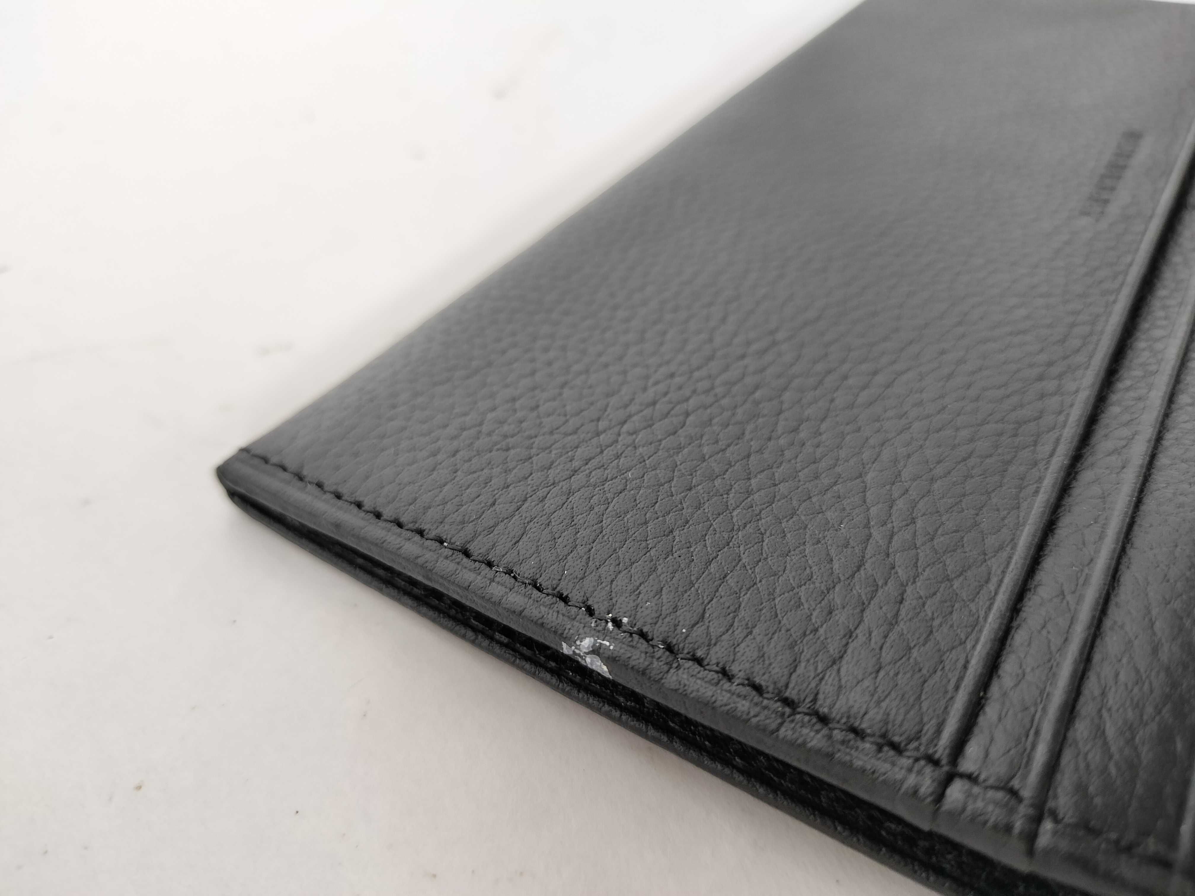 Black Label Burberry Leather Folding Wallet Black Wallet — view 10