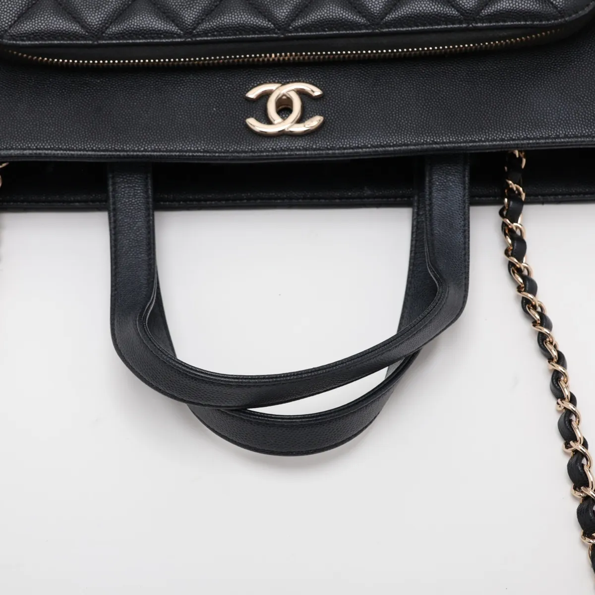 Business Affinity Caviar Skin 2-Way Tote Bag, Black with Gold Hardware, Item Number 24647488 (Serial Number 24) — view 5