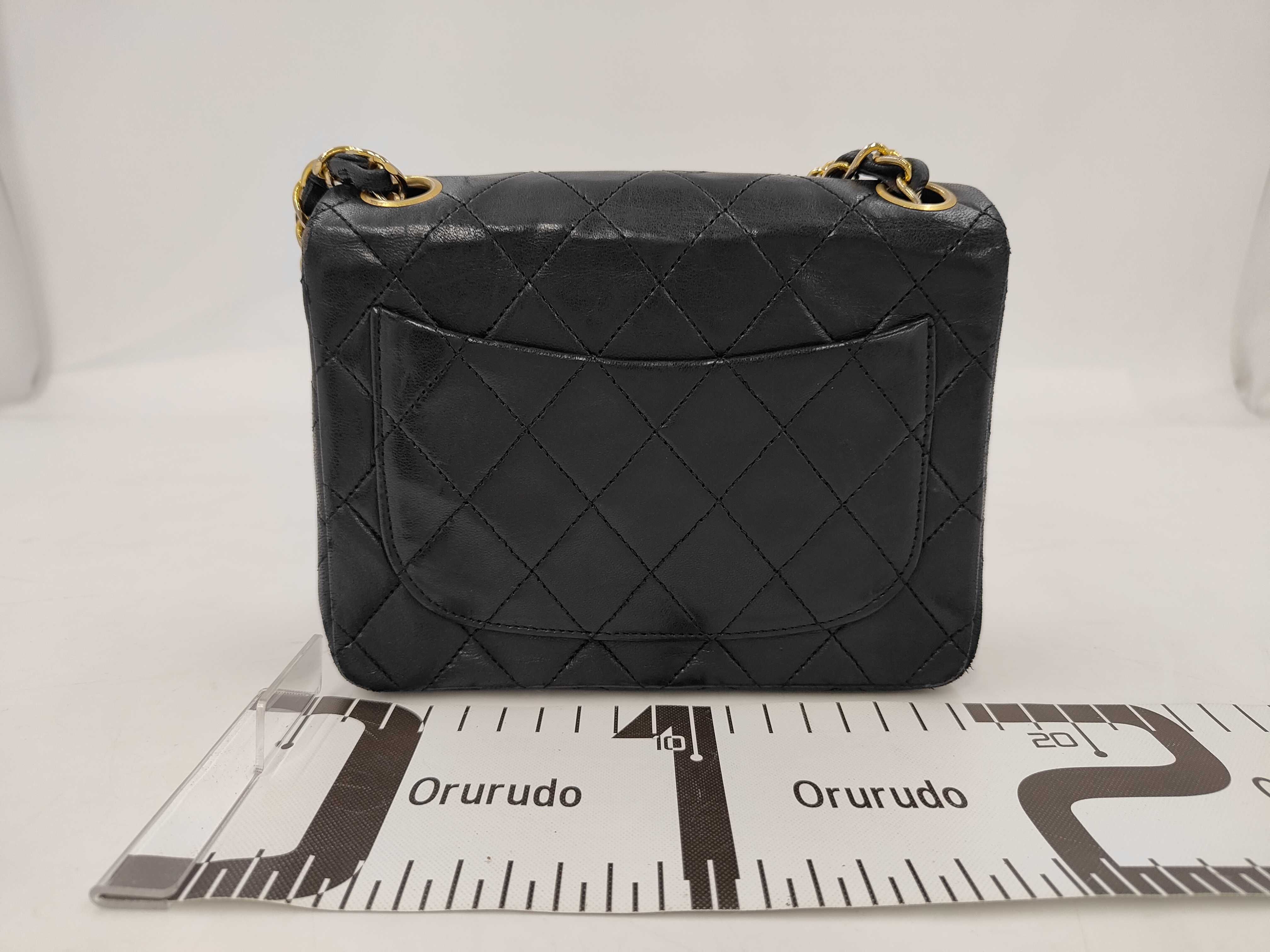 Lambskin Matelassé 1177627 Seal Shoulder Bag — view 2