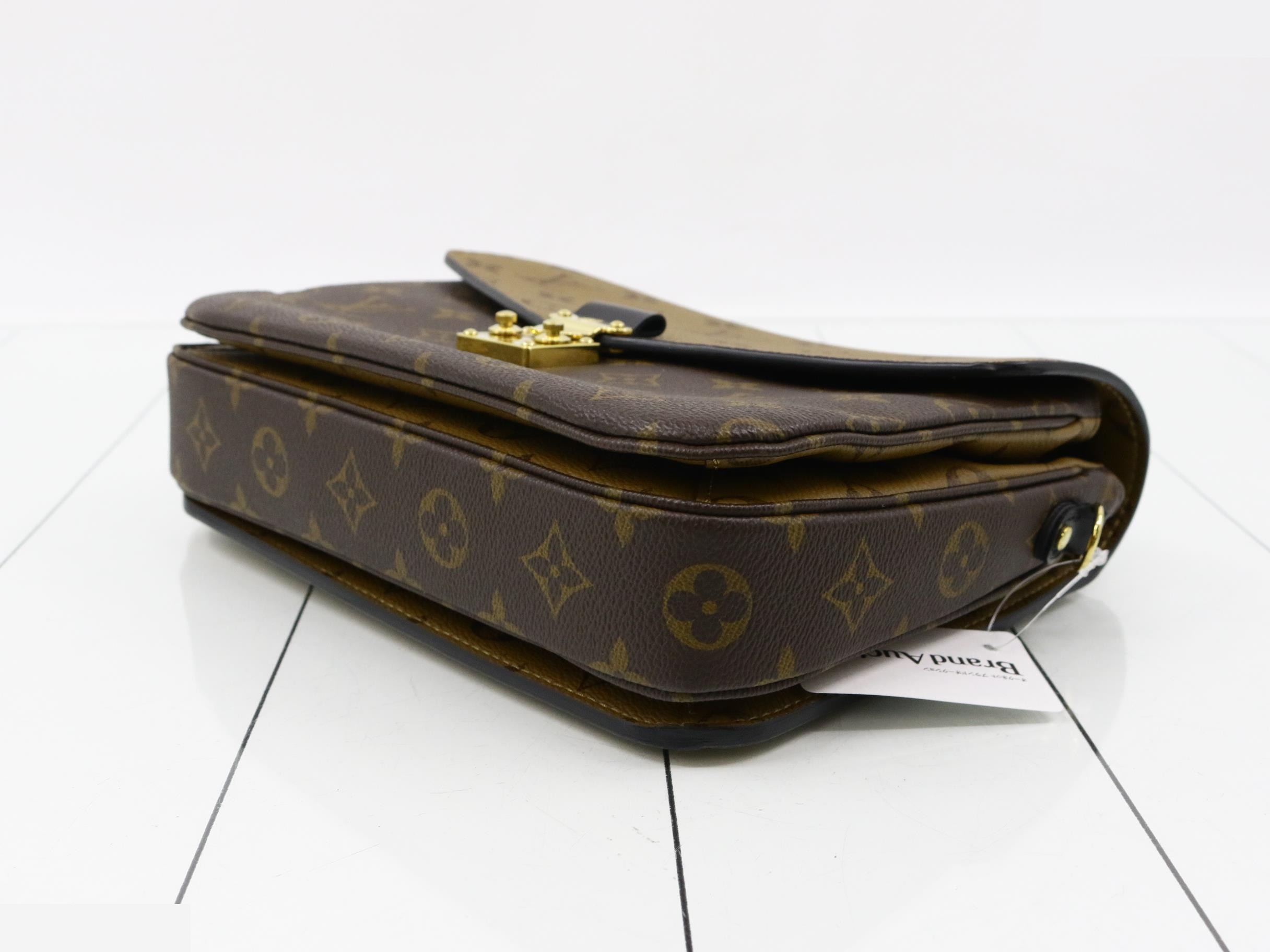 Monogram Reverse Pochette Metis MM 2-Way Handbag — view 6
