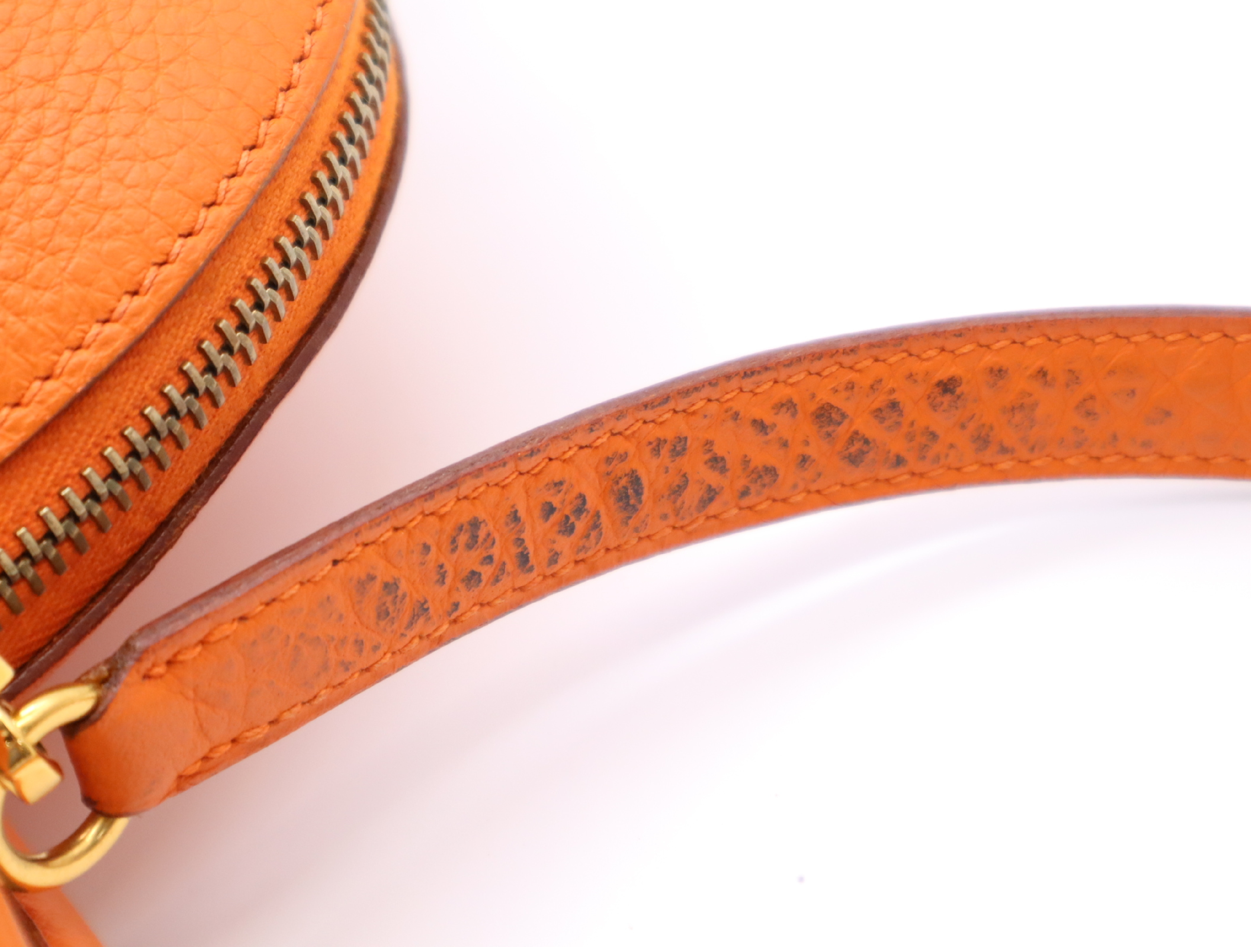 Leather Bolide 35 Shoulder Bag with Shoulder Strap, Padlock, 2 Keys, and Clochette. Orange. G Stamp. 2003. — view 14