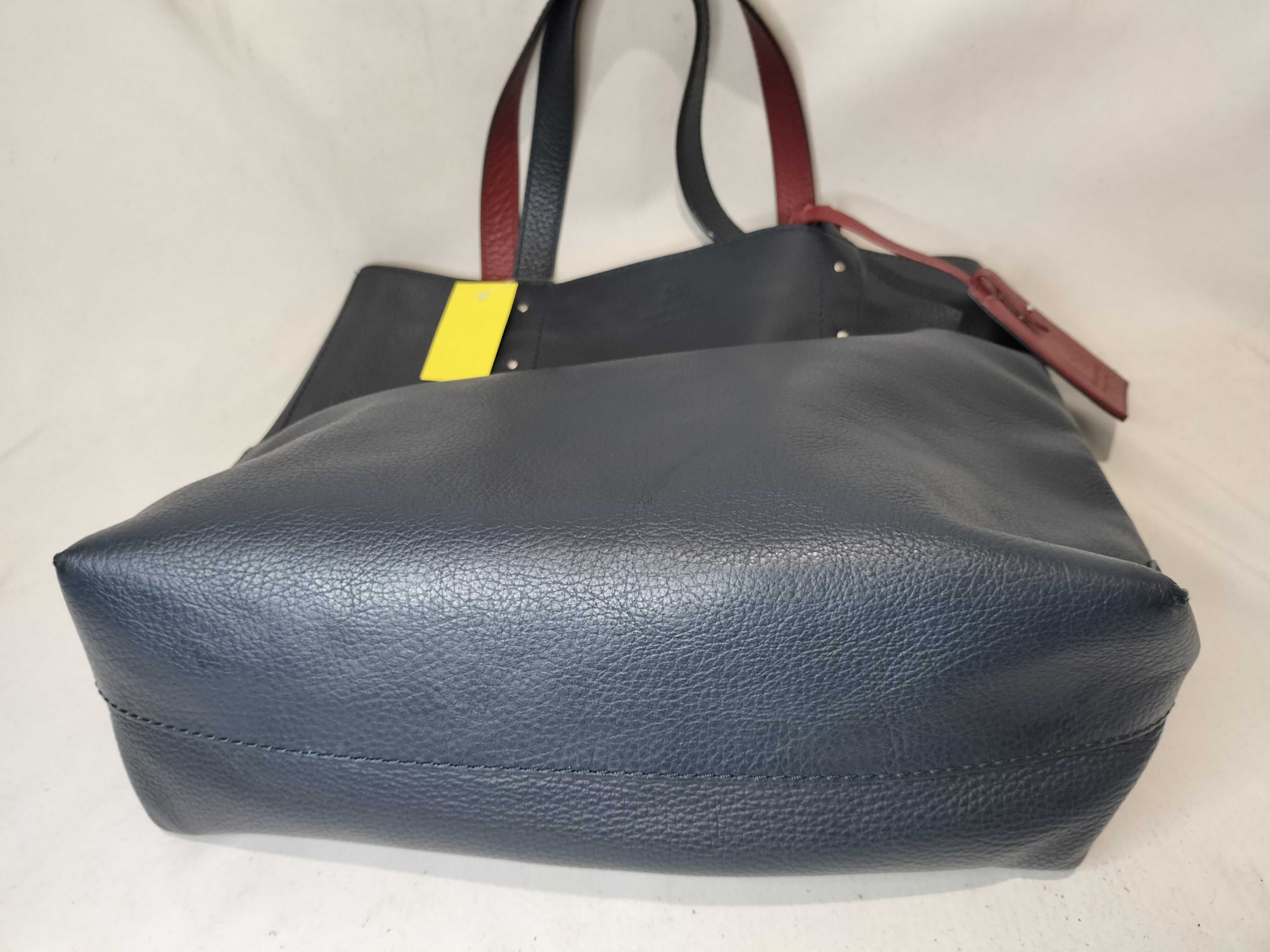 Black Label Tote Bag Handbag — view 8