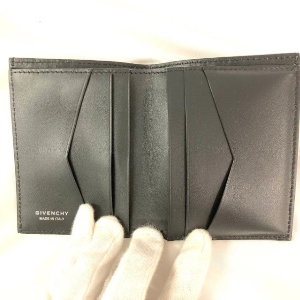 Other items: Bags, notebook covers, card cases, etc. — view 8