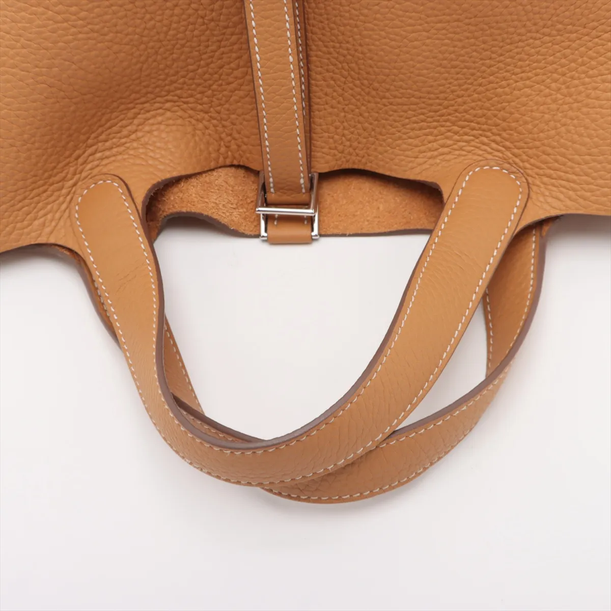 Picotin Lock 18 PM, Taurillon Clemence leather, Natural Sable, Silver hardware, W: 2024 — view 5