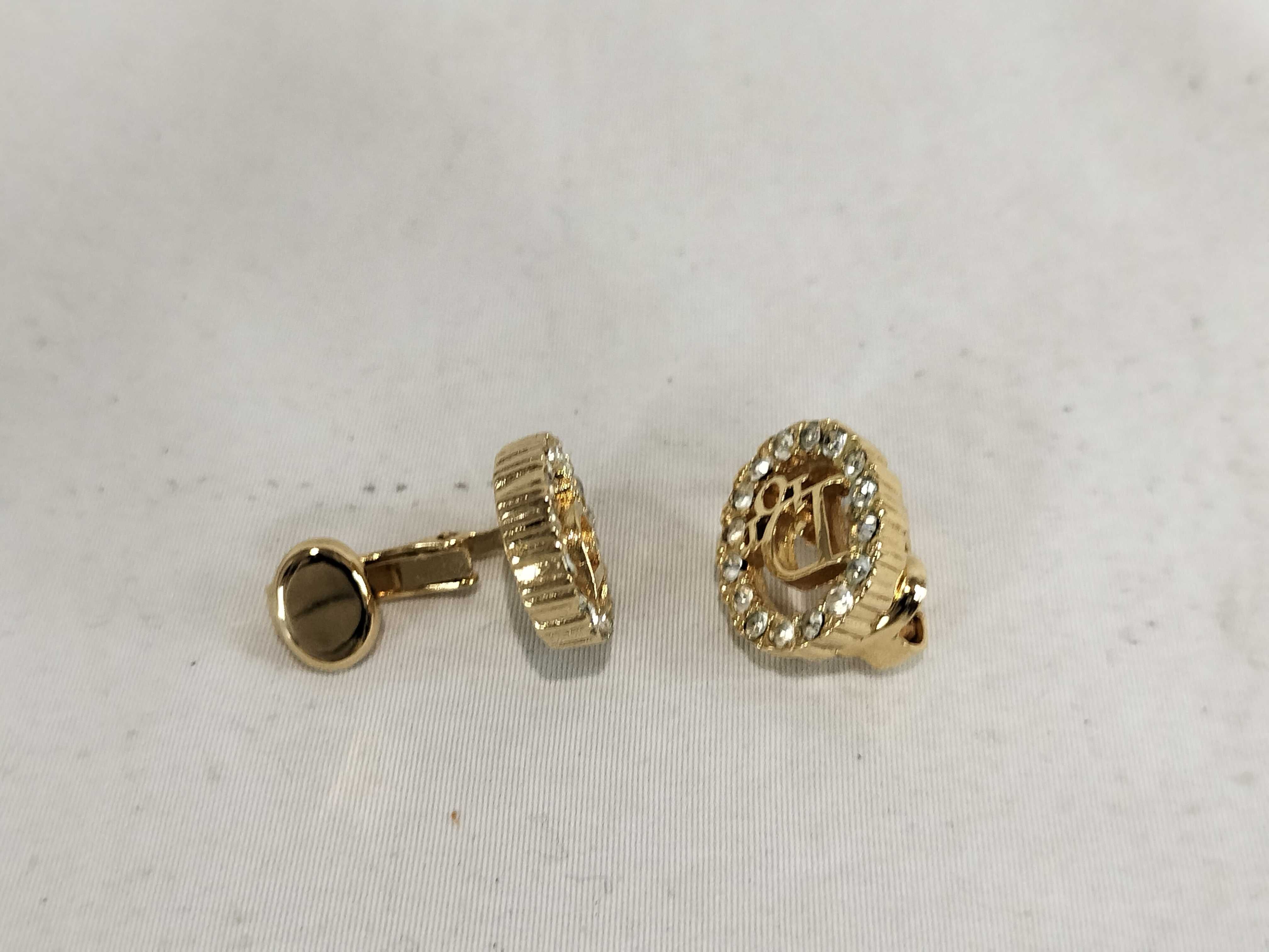 Earrings, Logo Trotter, Oval Shape, Rhinestone, GP Gold Color, with Box. — view 4