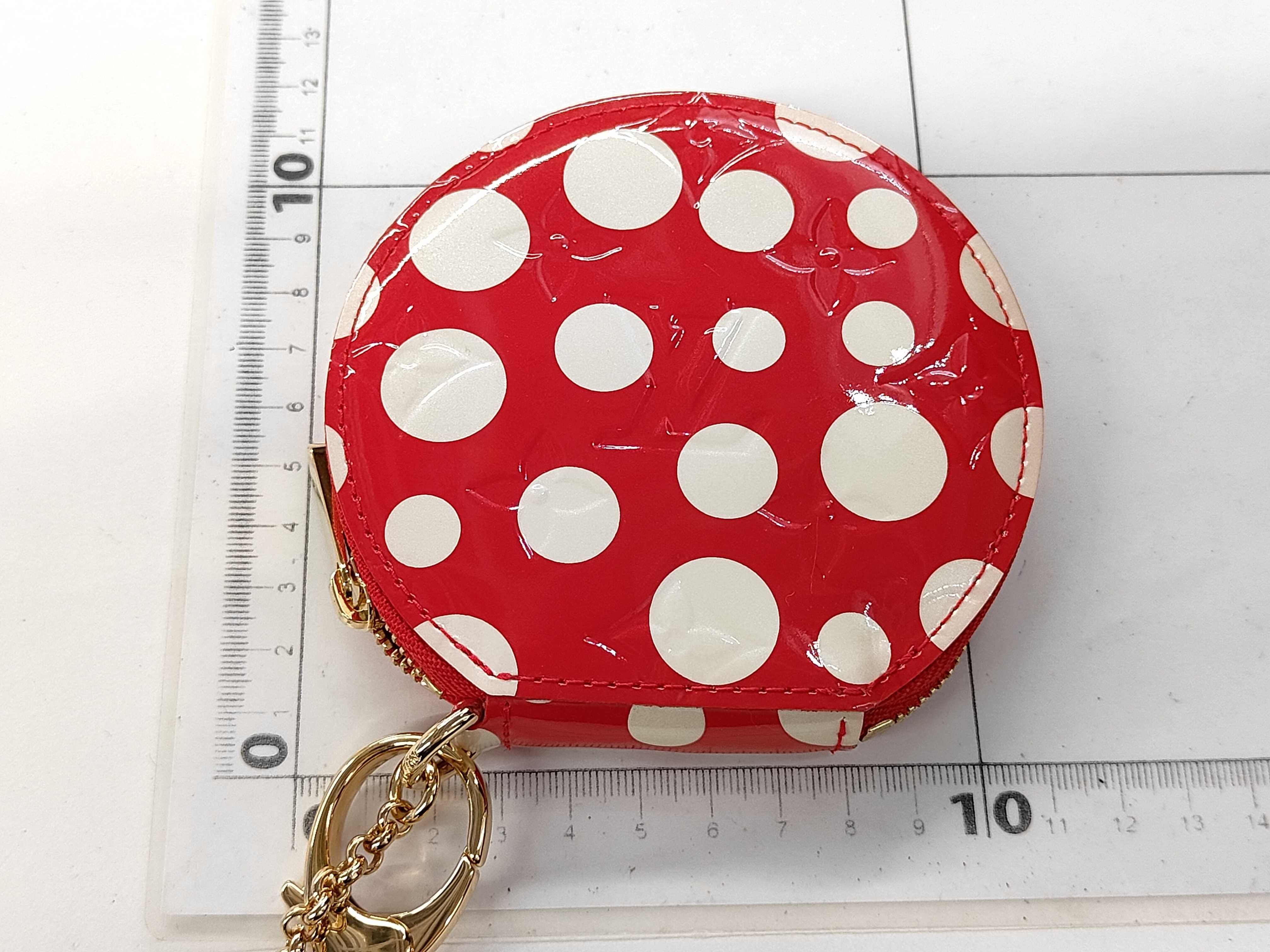 Monogram Vernis Dot Infinity Portemonnaie Chapeau M91570 Coin Case — view 2