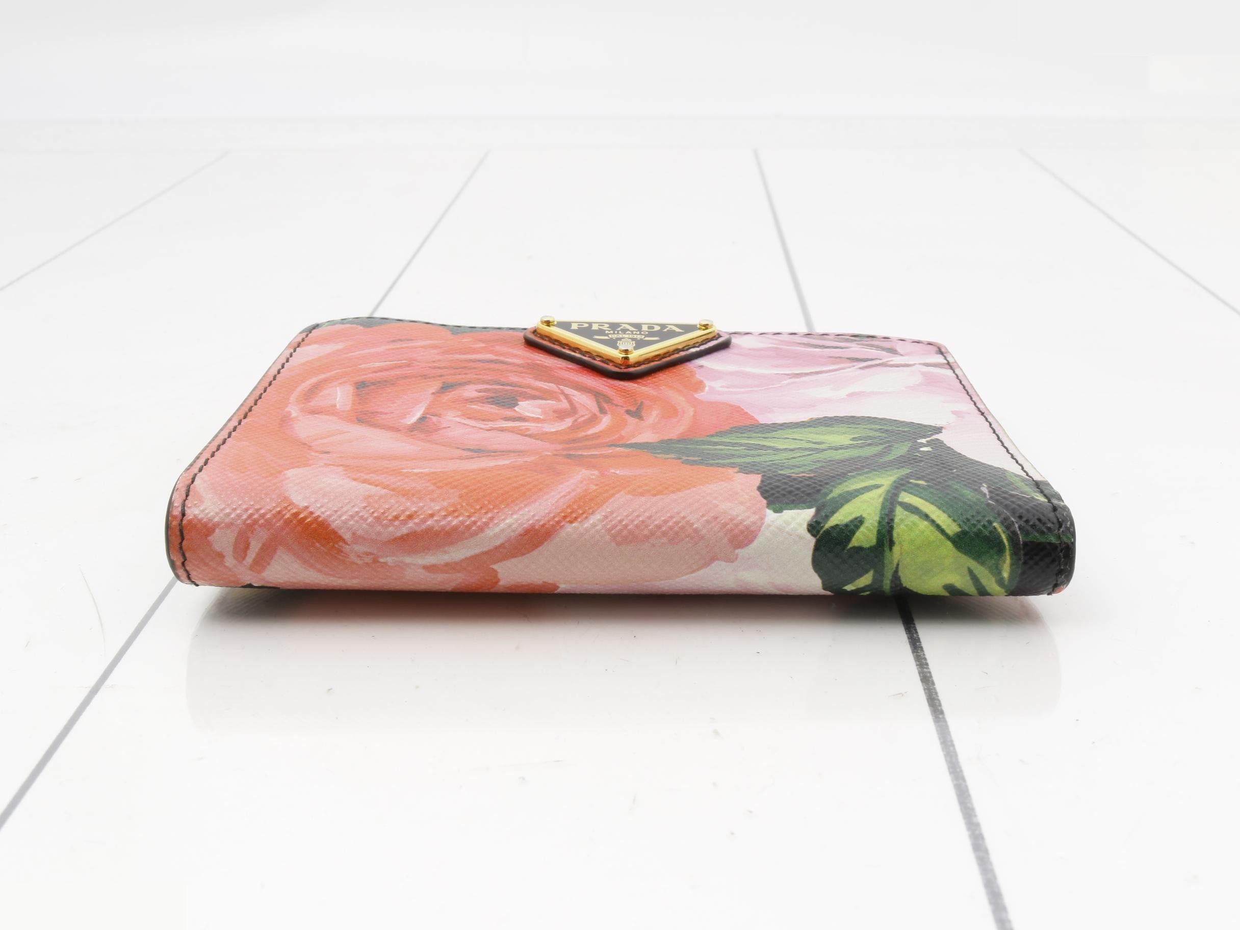 Floral wallet — view 3