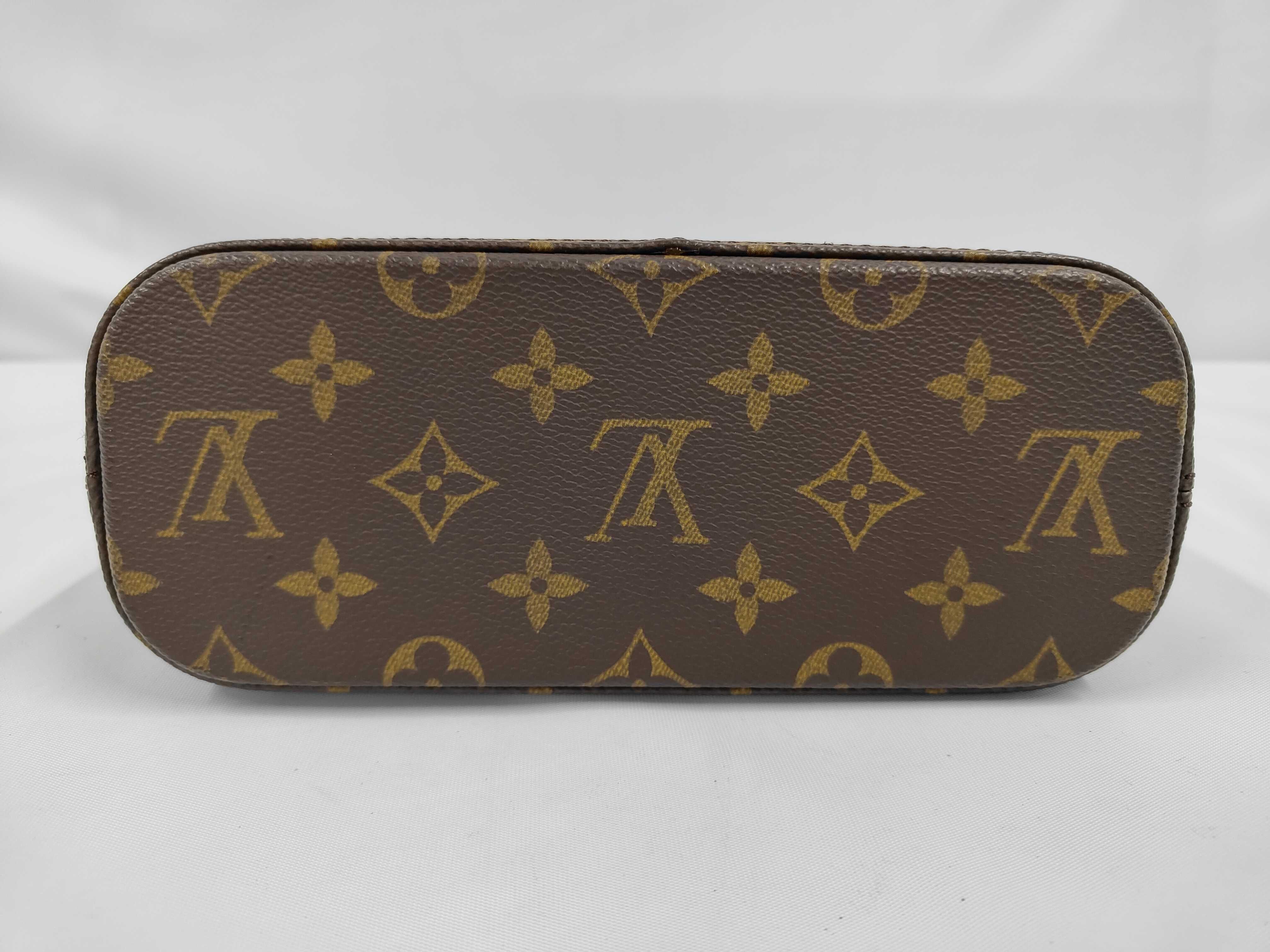 M51172 Monogram Va Vin Handbag — view 3