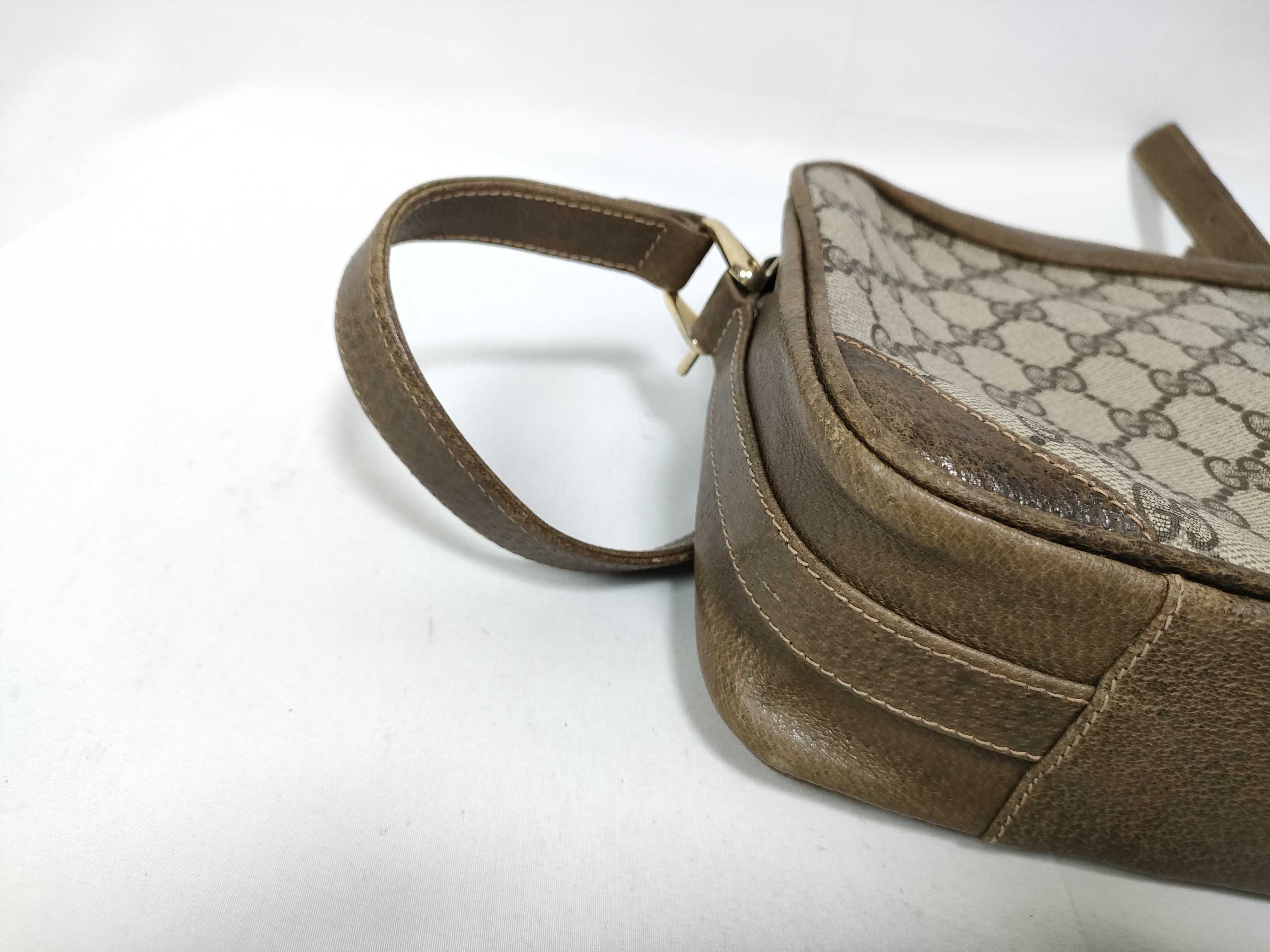 GG Supreme Shoulder Bag — view 5