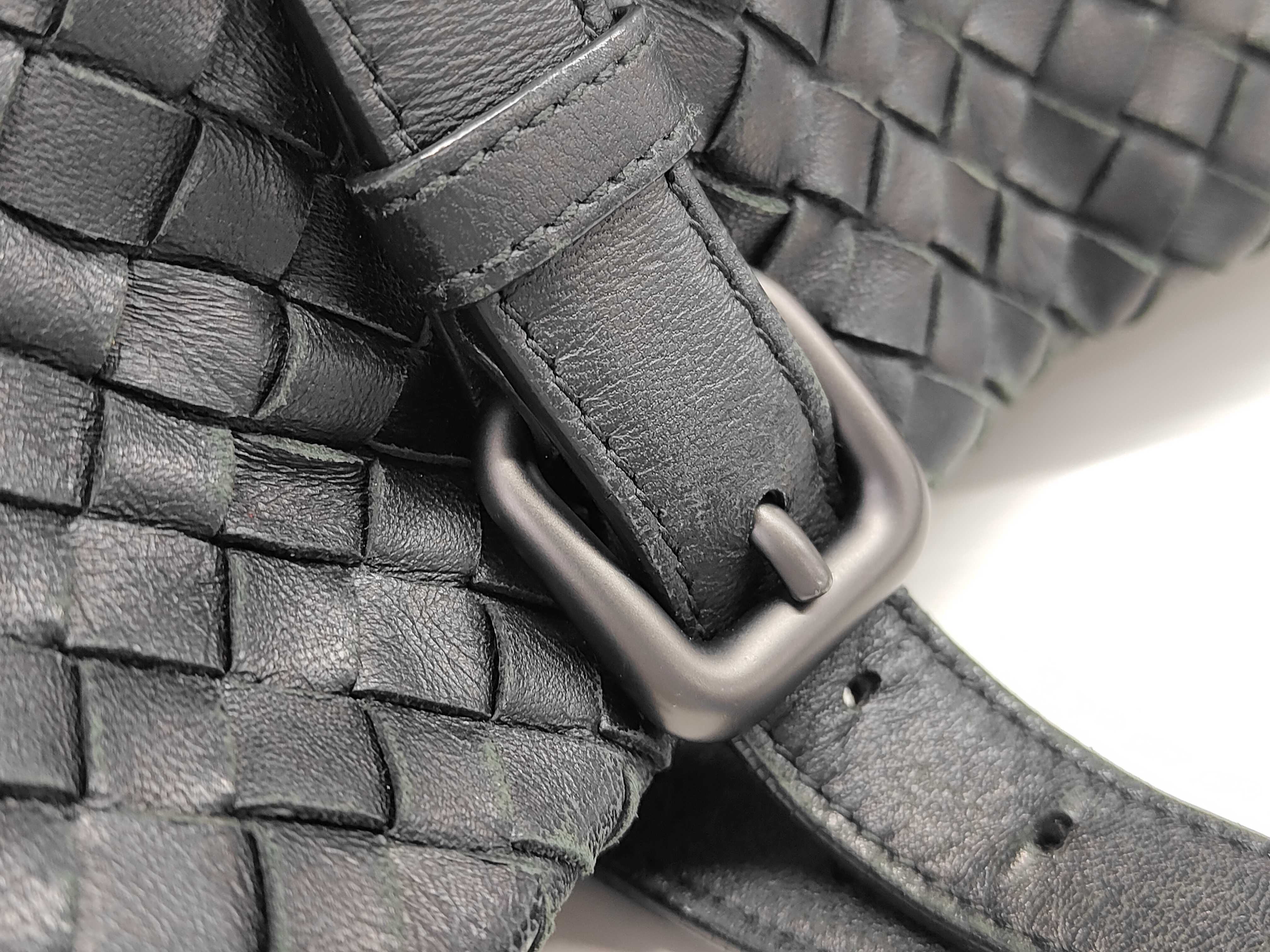 Intrecciato Leather Tote Bag — view 7