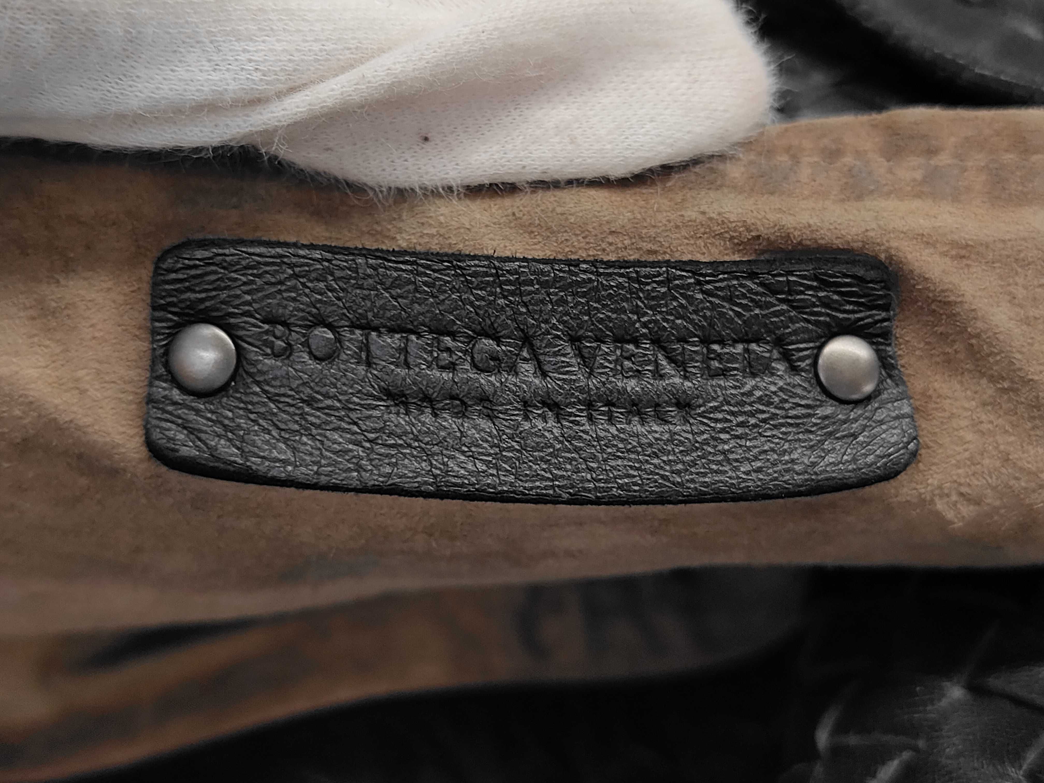 Intrecciato Leather Tote Bag — view 9