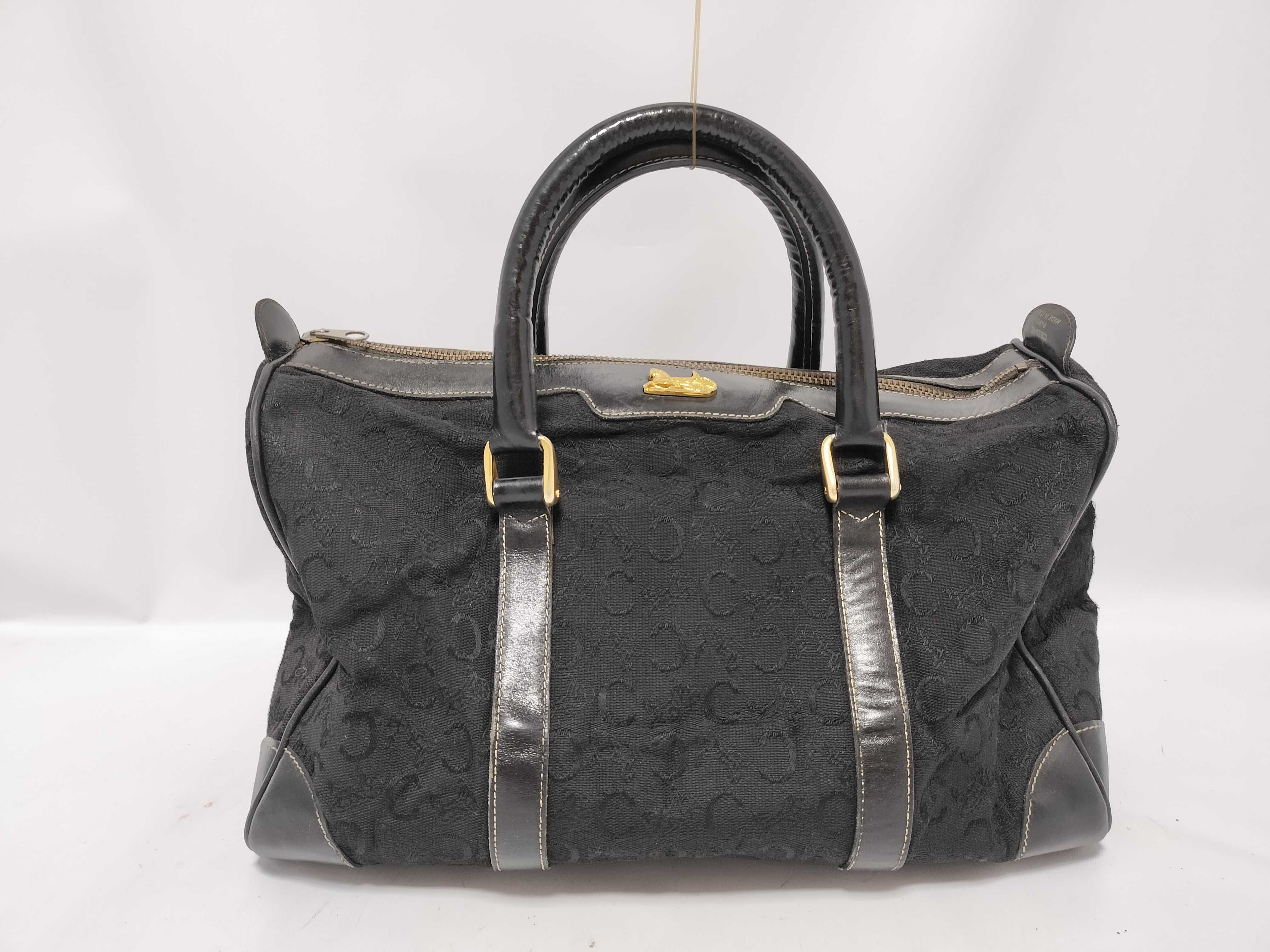 handbag, black handbag