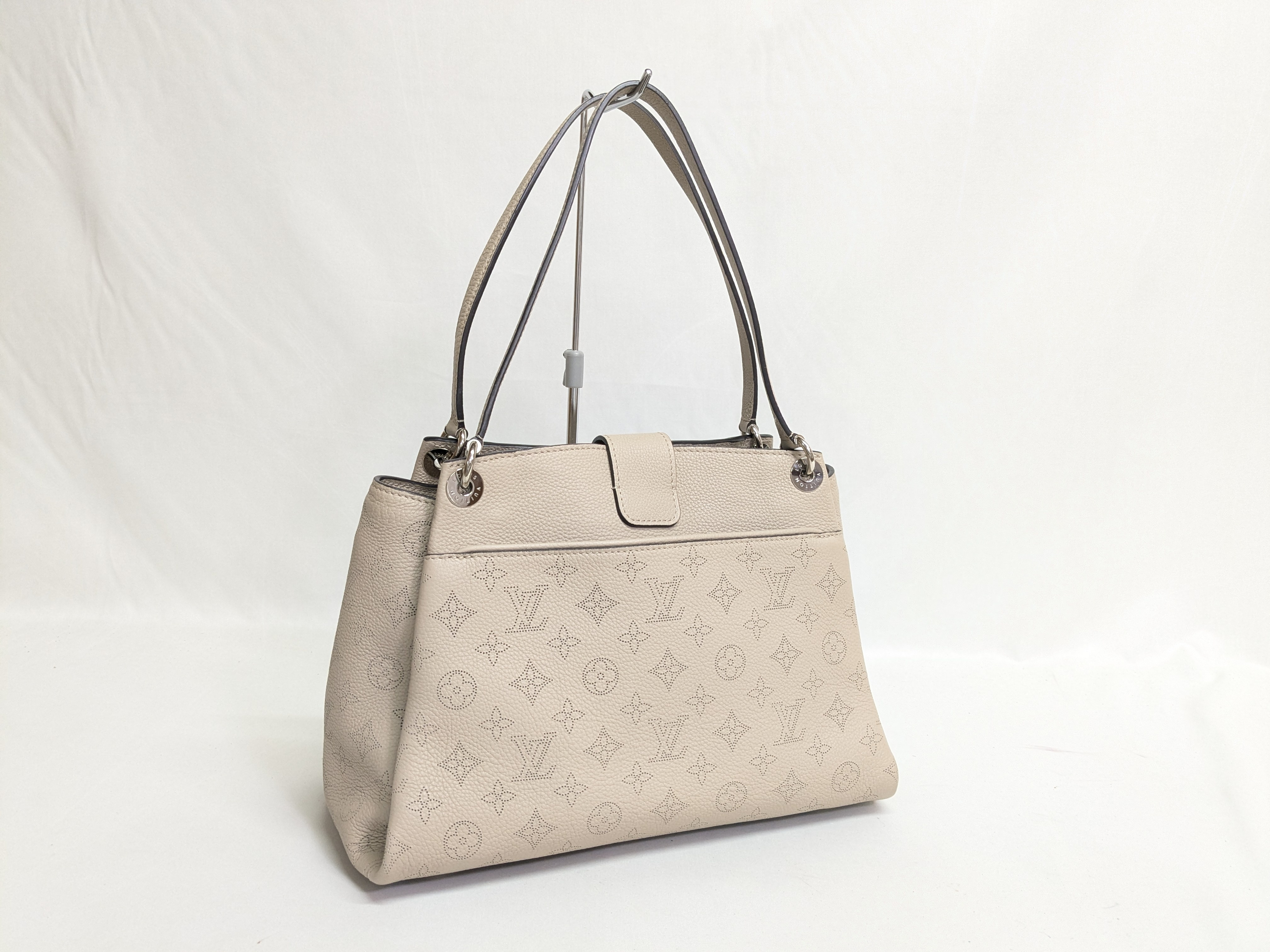 LV Mahina Sèvres Tote Bag — view 2