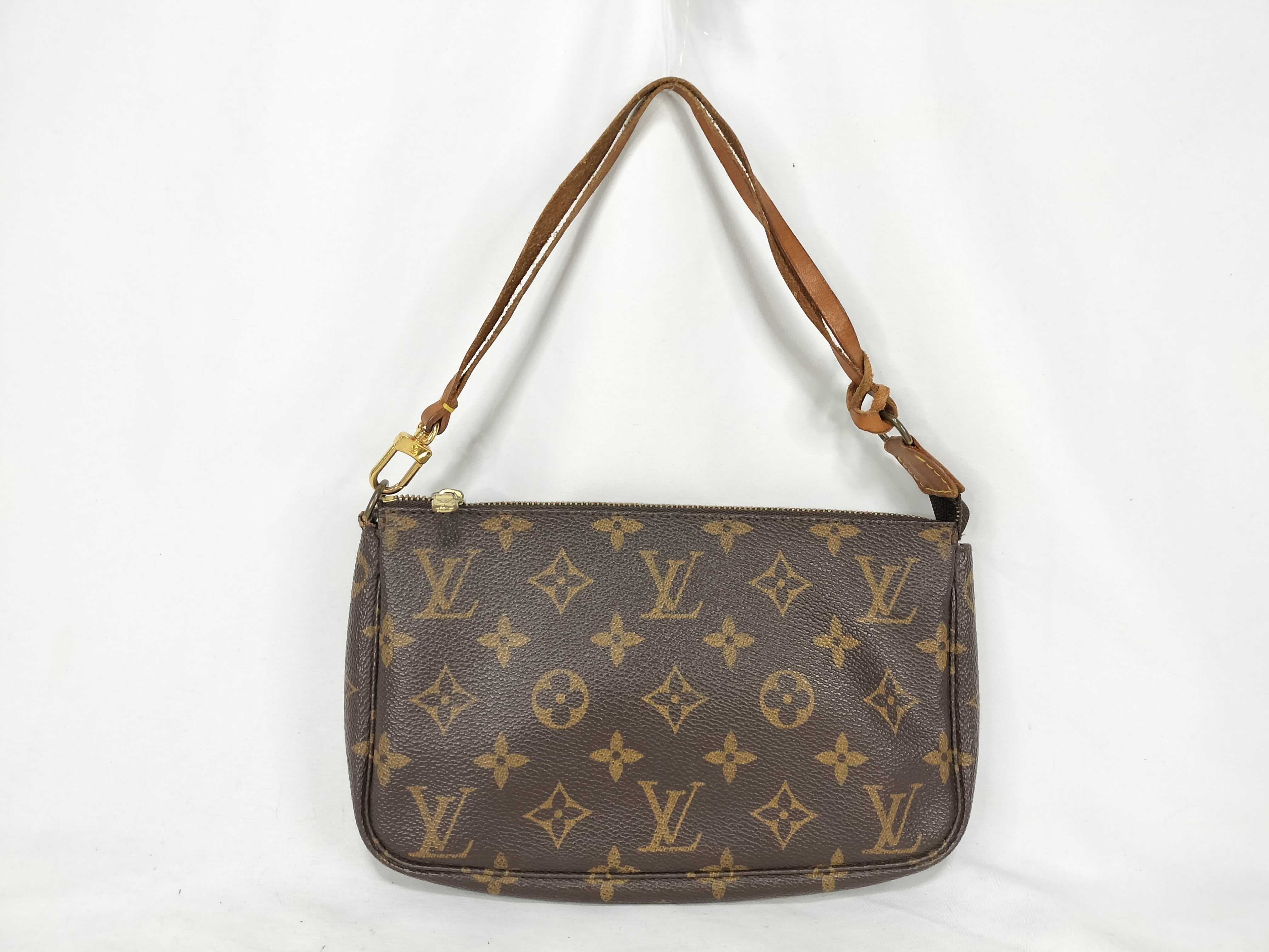 Monogram Pochette Accessoires Monogram M51980 Pouch