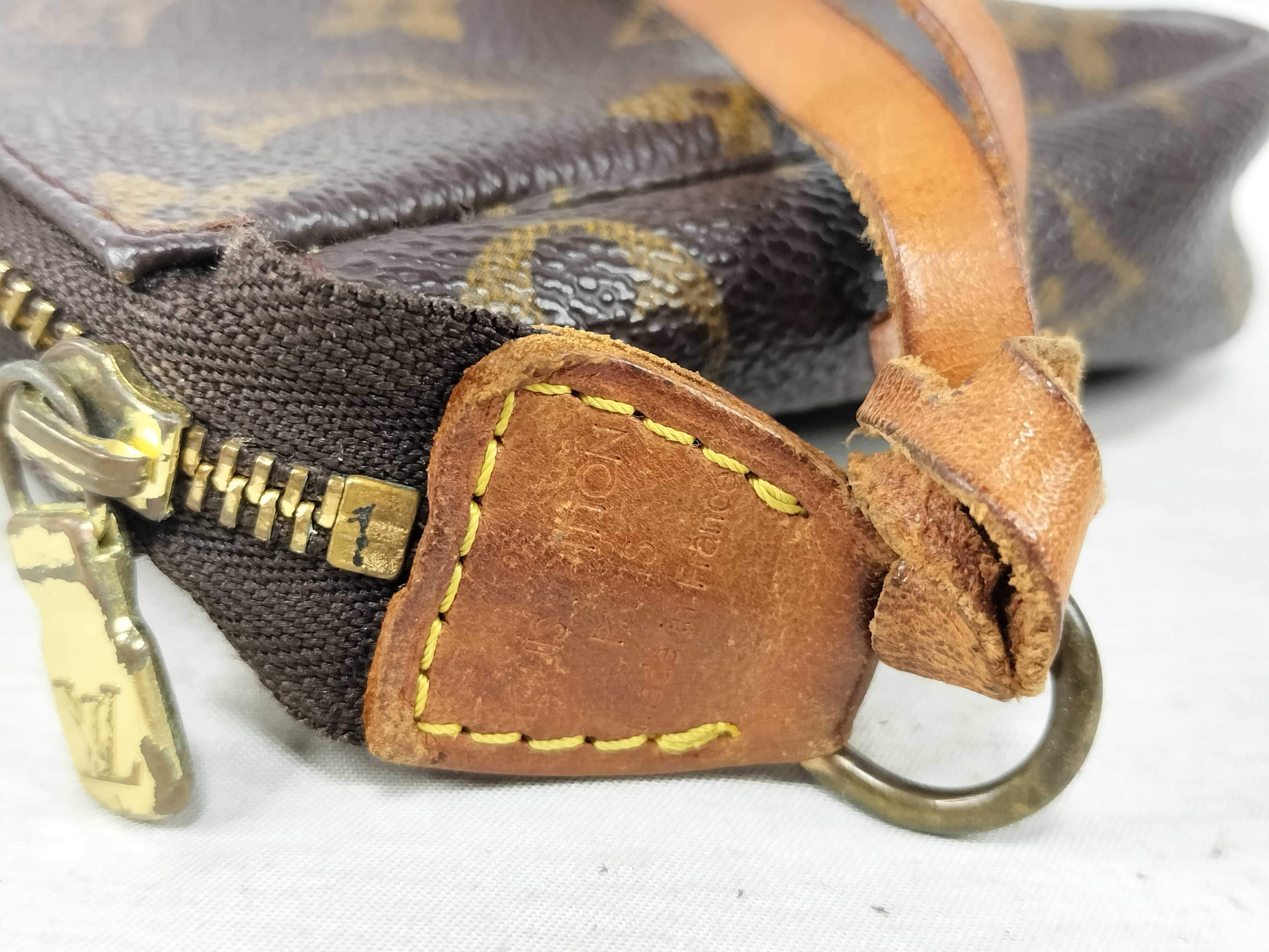 Monogram Pochette Accessoires Monogram M51980 Pouch — view 11