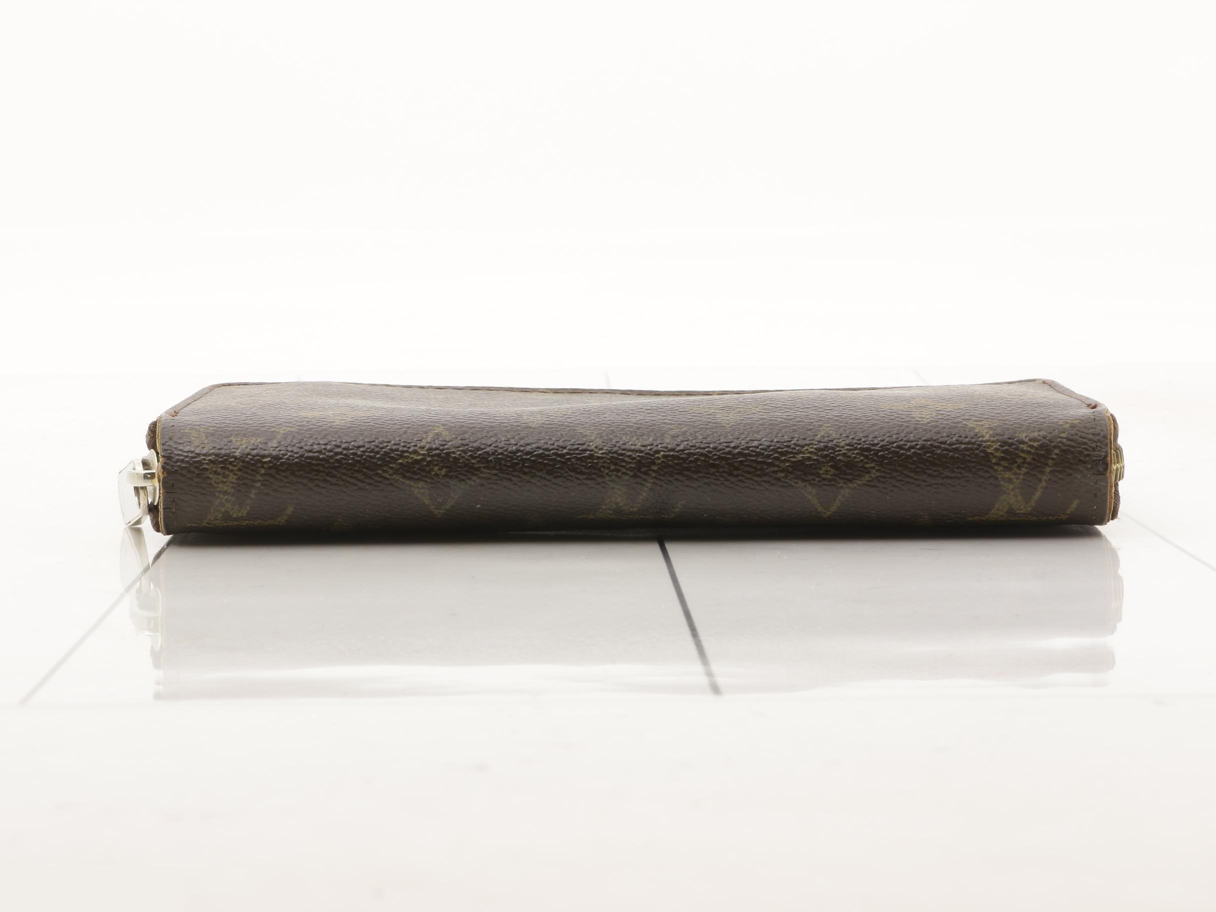Mono Zippy Wallet (8 pieces) — view 3
