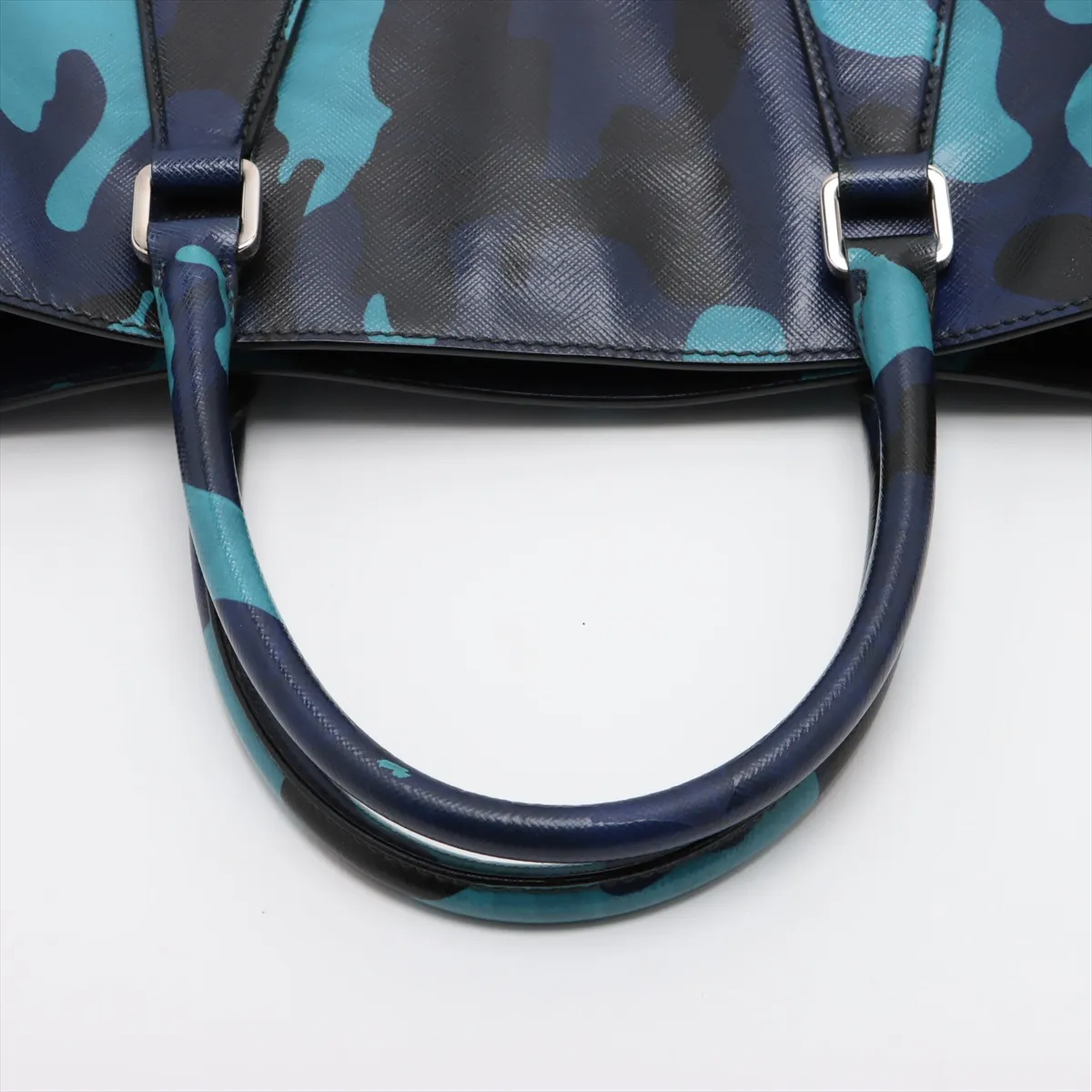 Saffiano Travel Leather 2WAY Handbag Blue VA1016 — view 5