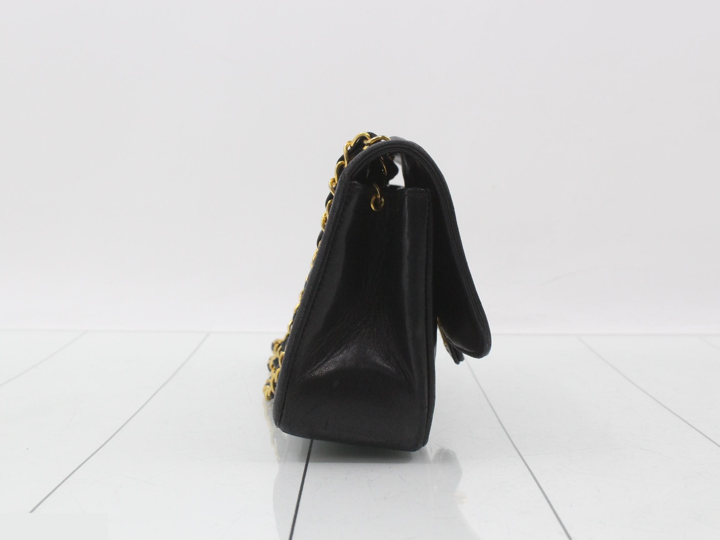 Matelassé (bag) - Shoulder bag — view 4