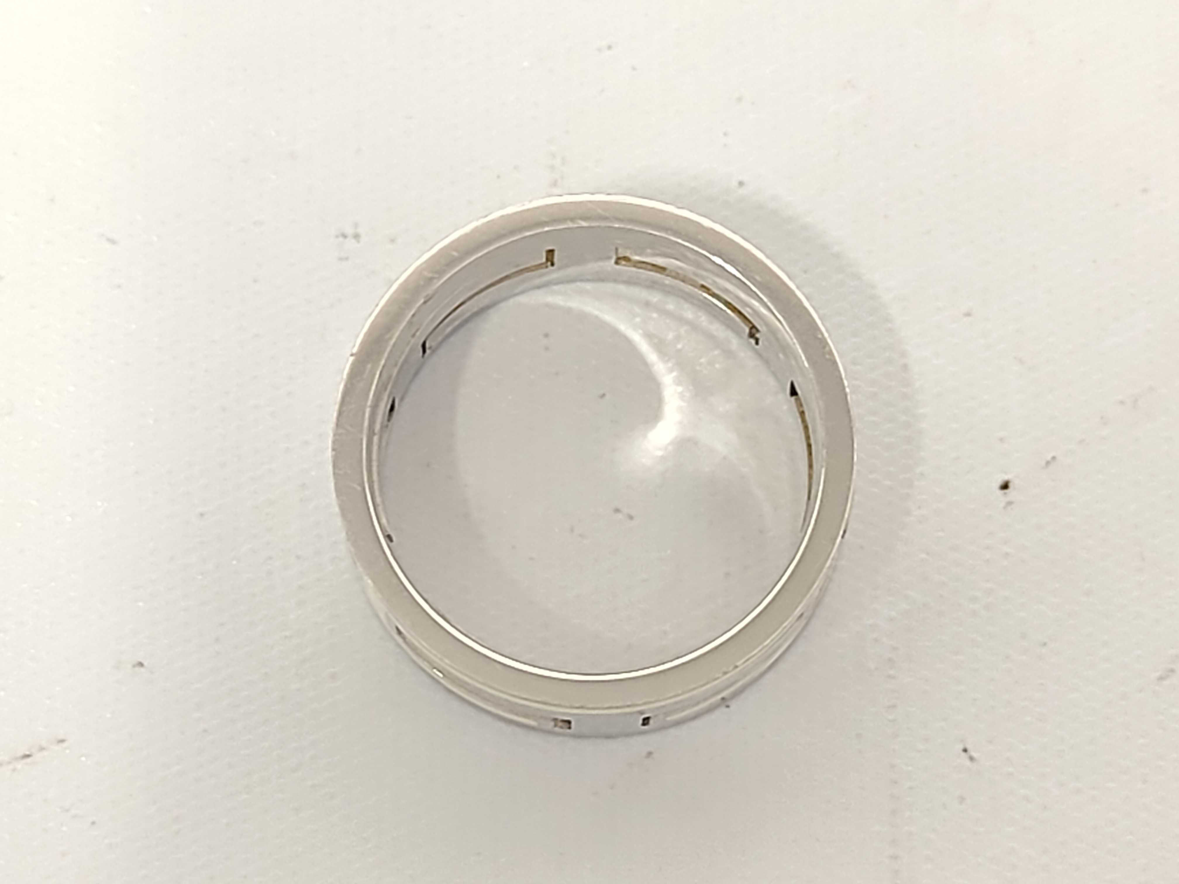 Move H SV925 Ring — view 4