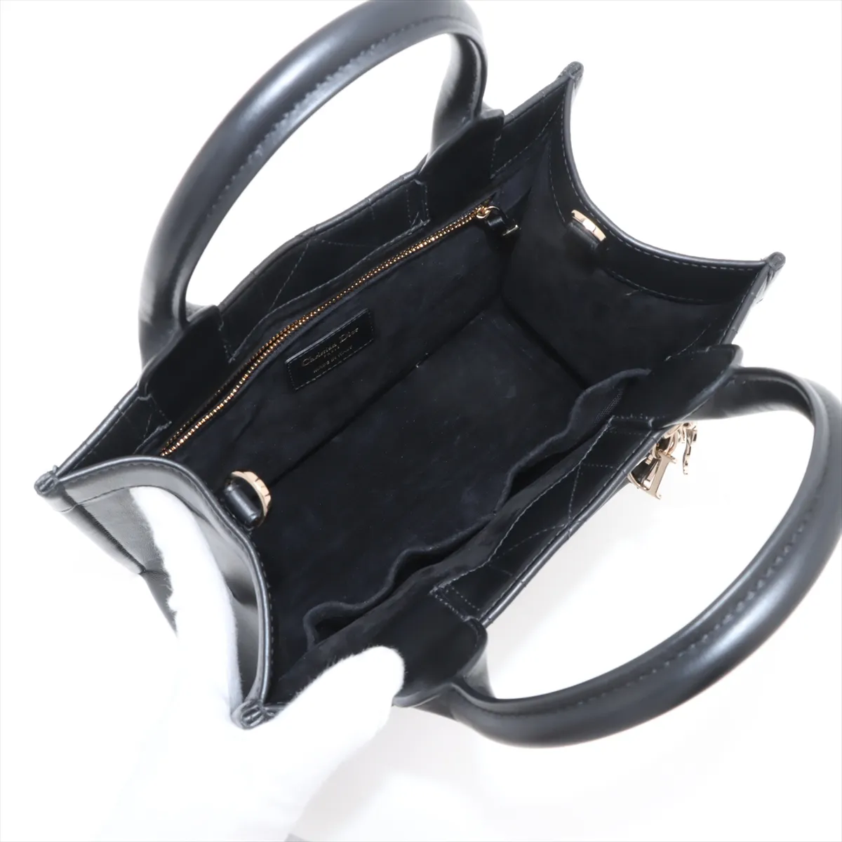 Macro Cannage Book Tote Small Leather 2WAY Tote Bag Black — view 8