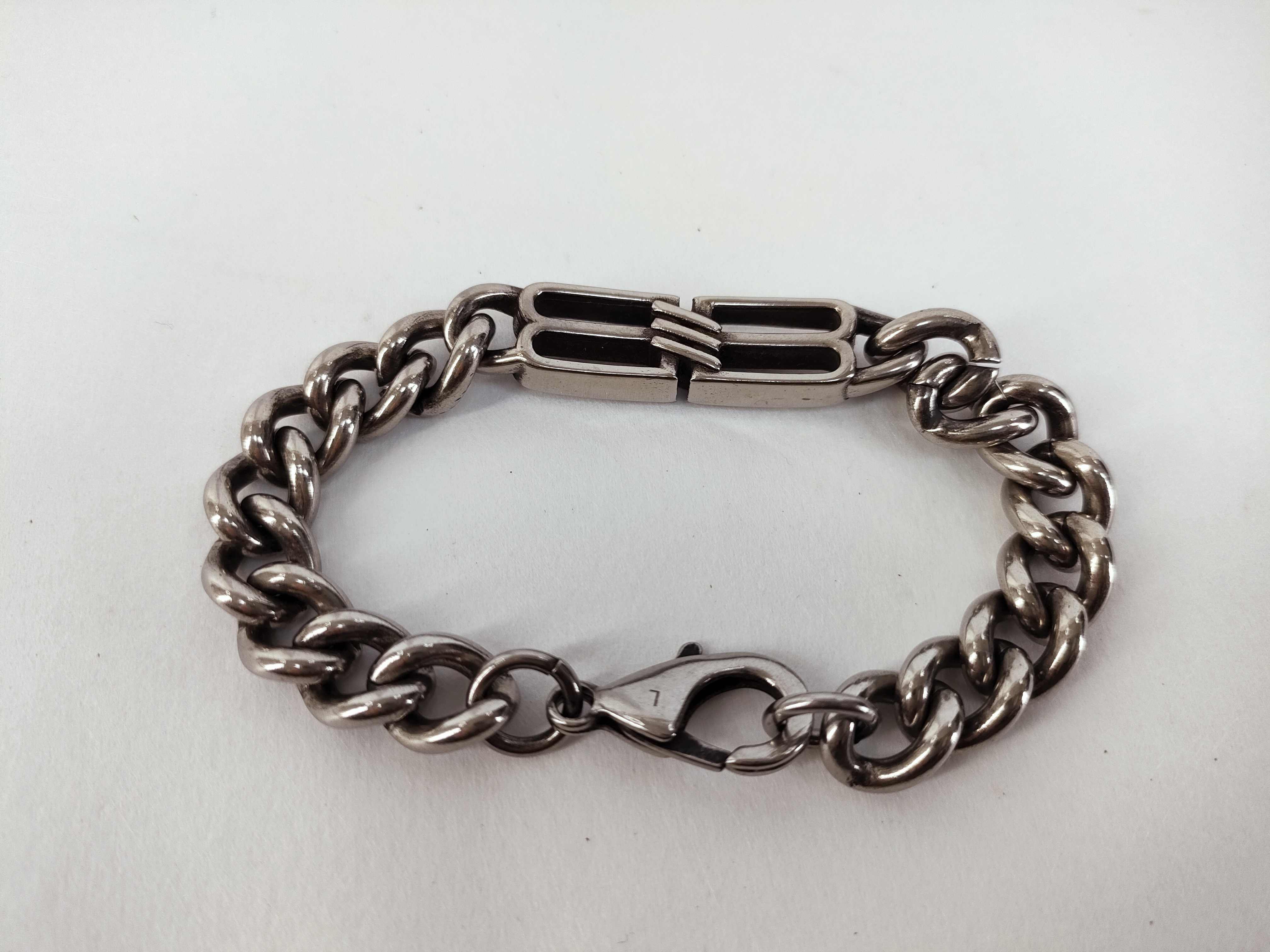 BB Logo Bracelet (Bracelet/Bangle) — view 2