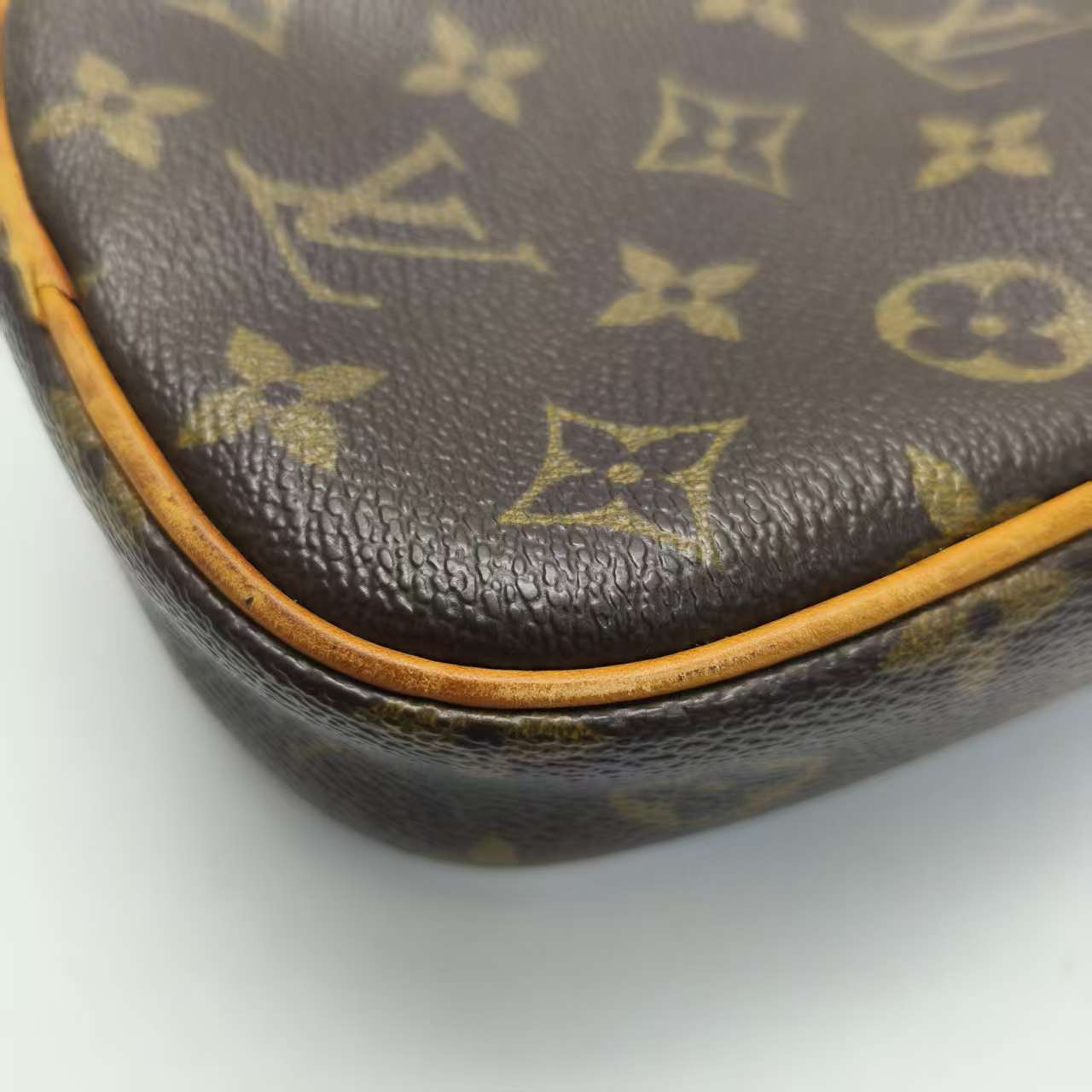 【*Shipped from: China*】LOUIS VUITTON PU Waist Bag — view 6