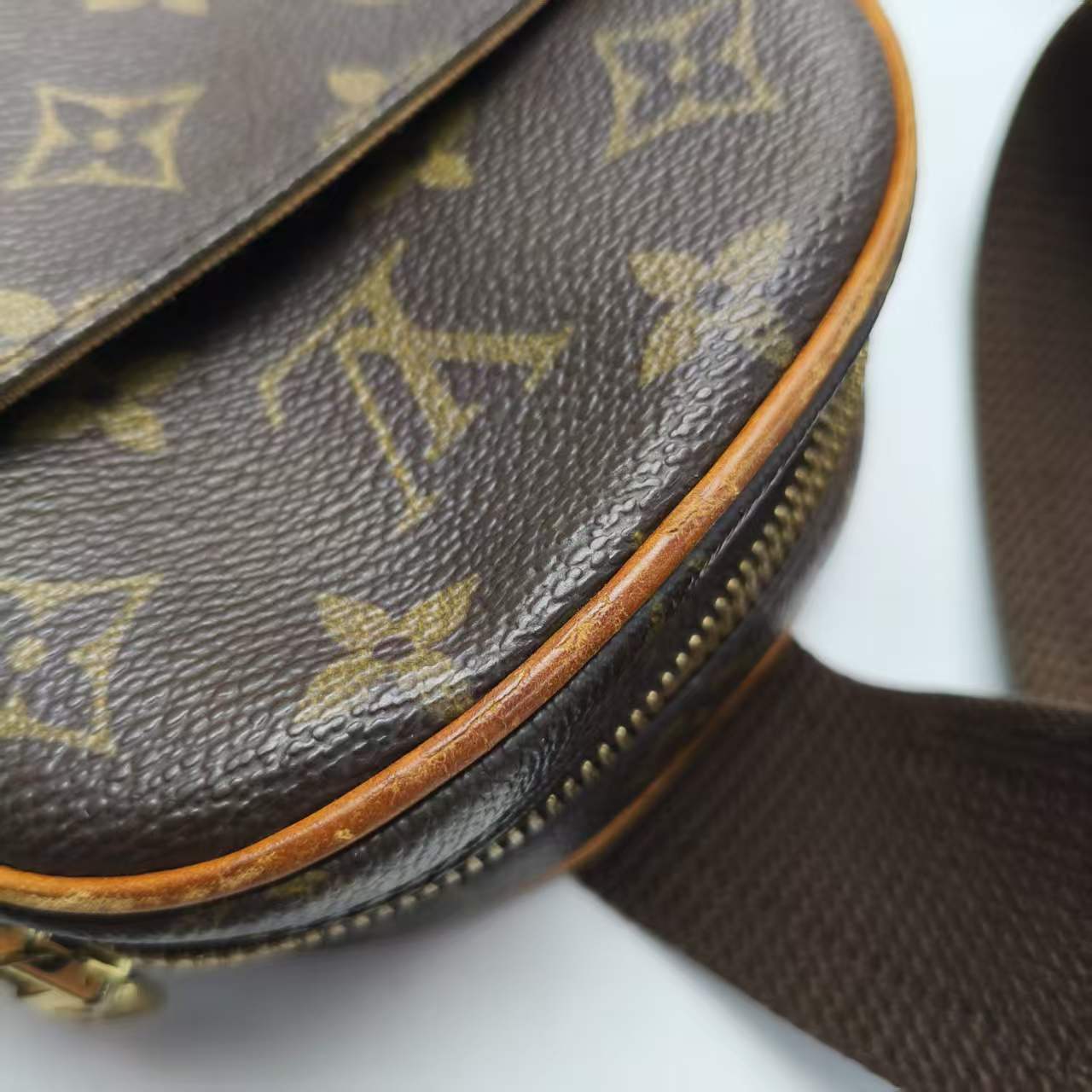 【*Shipped from: China*】LOUIS VUITTON PU Waist Bag — view 9