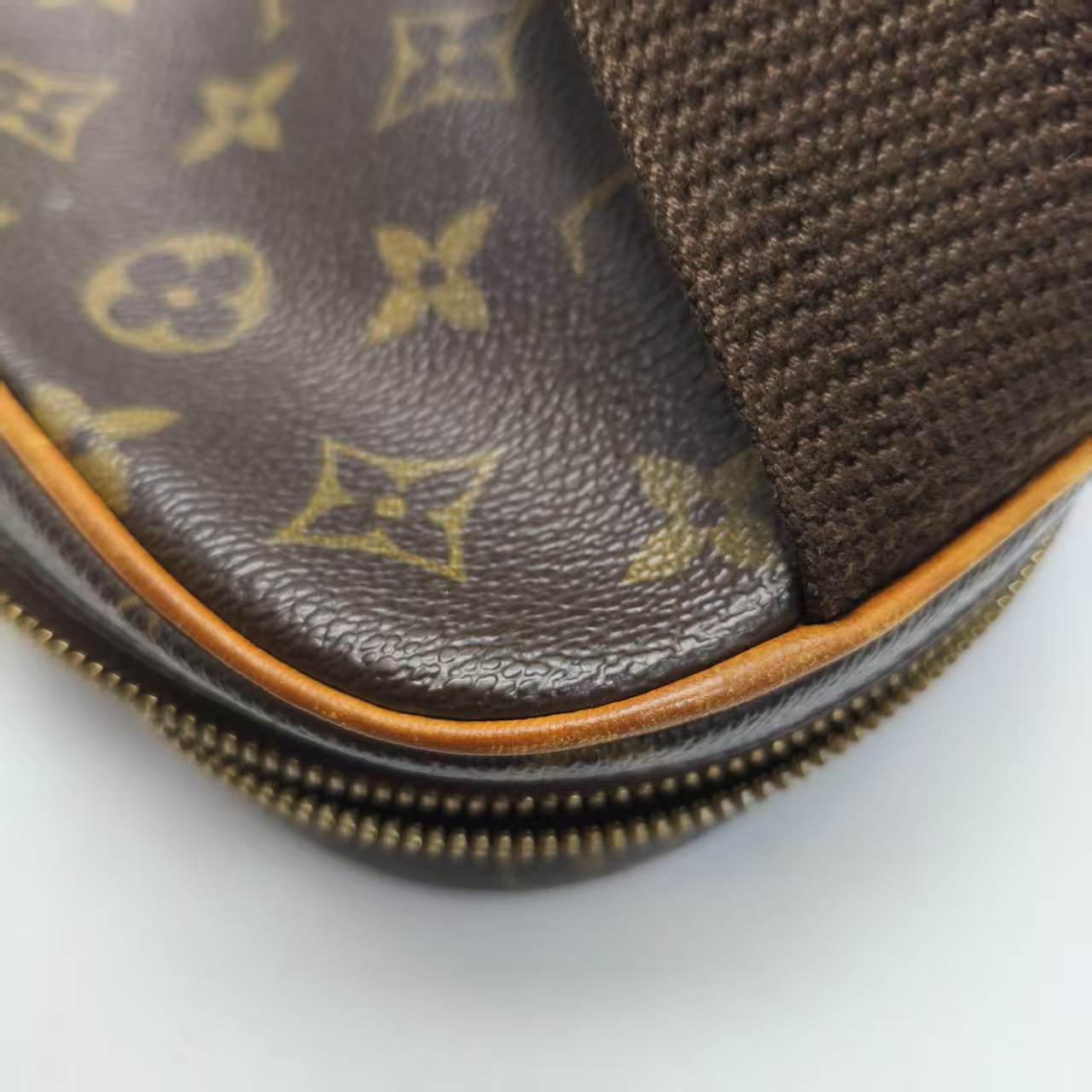 【*Shipped from: China*】LOUIS VUITTON PU Waist Bag — view 10