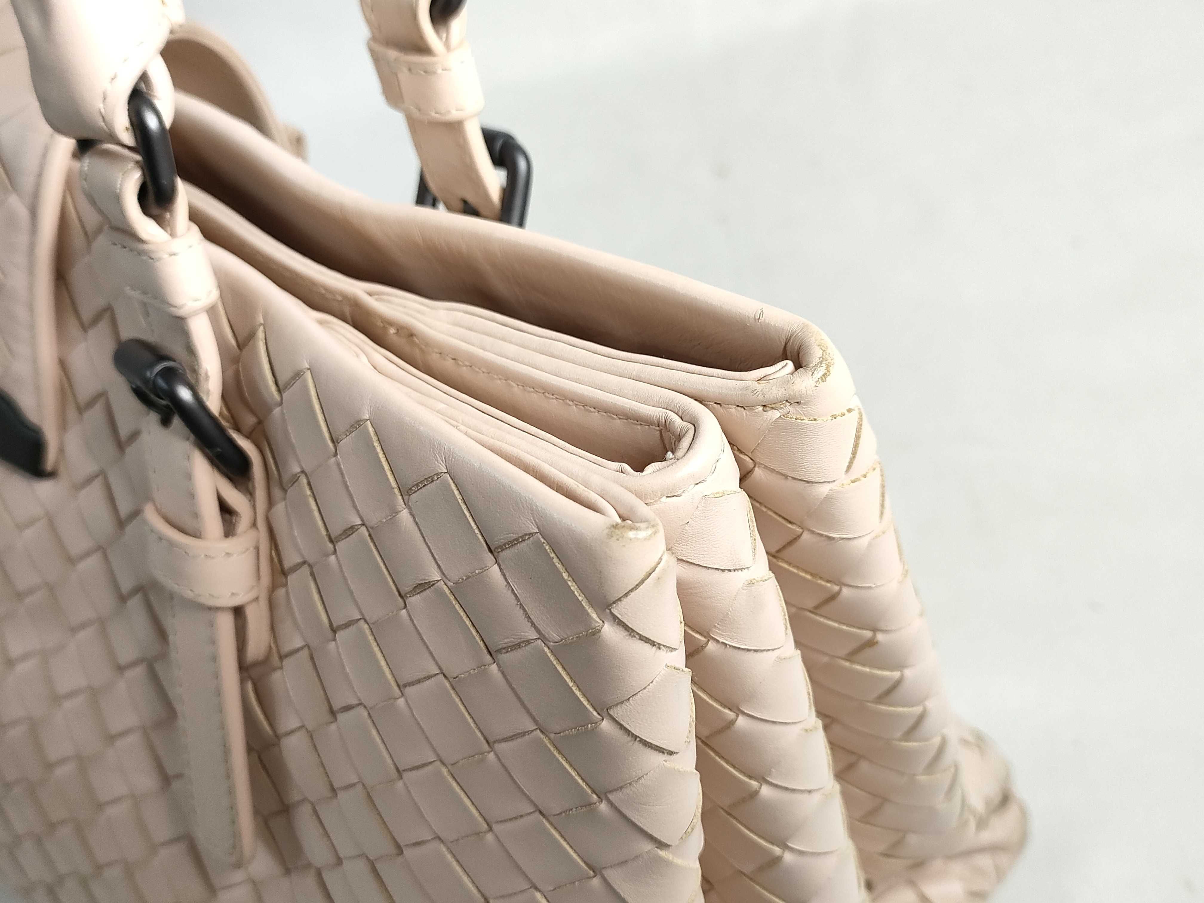Intrecciato ID- Cow Skin Intrecciato Roma 2-Way Handbag Pink B05178771L Handbag — view 15