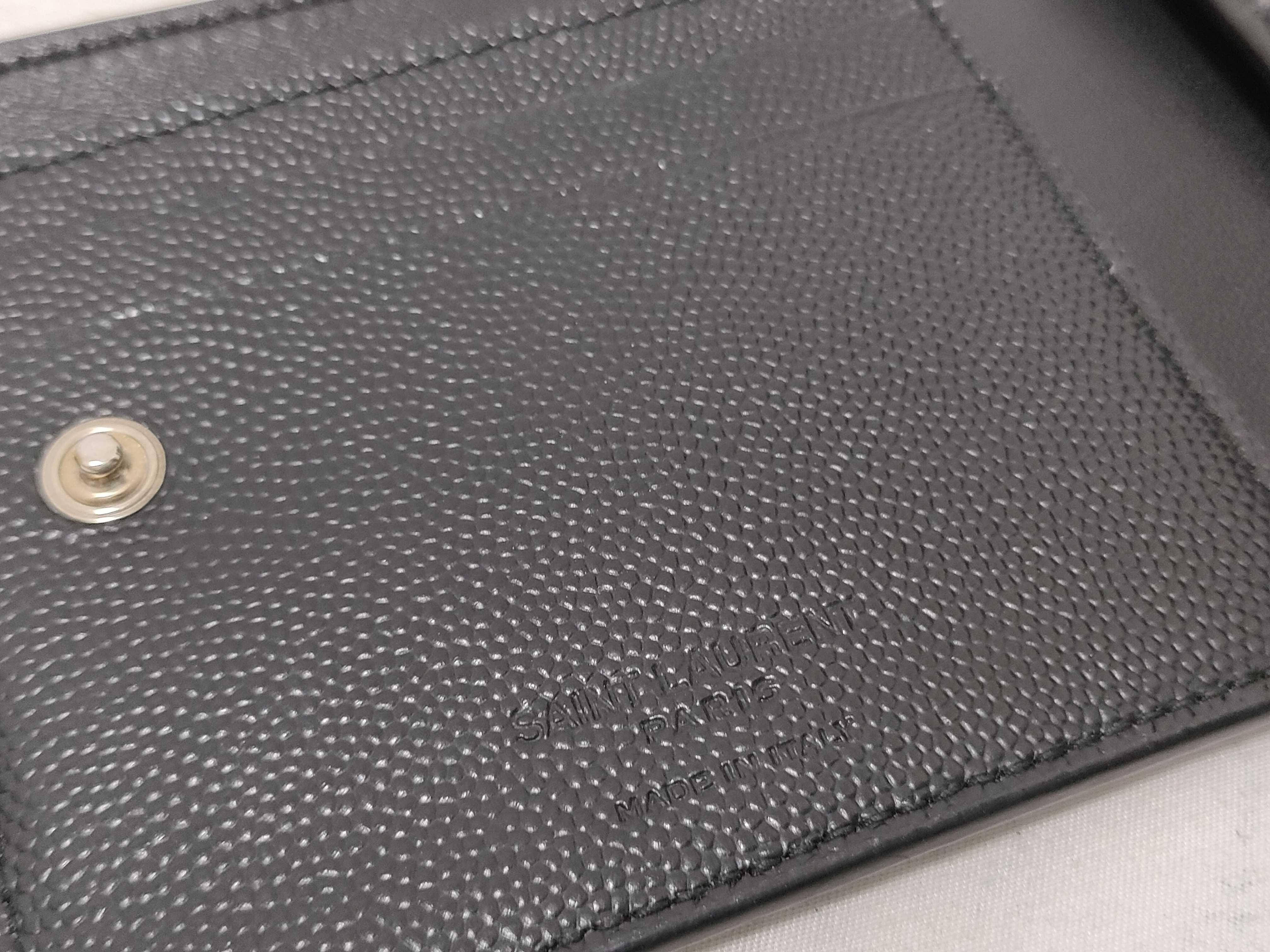 Bi-fold Wallet L-shaped Leather Wallet — view 13