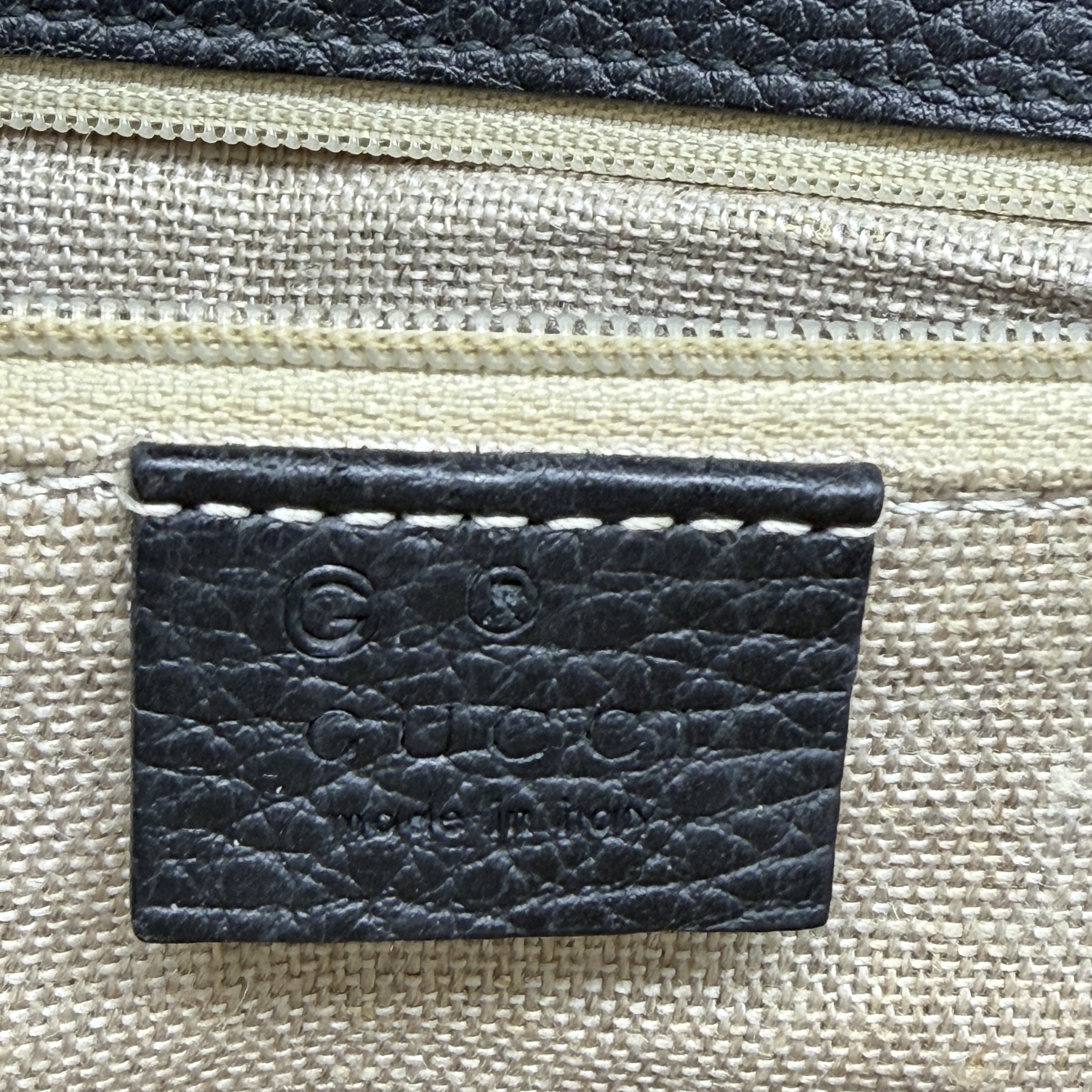 Interlocking G Leather Chain Shoulder Bag — view 15