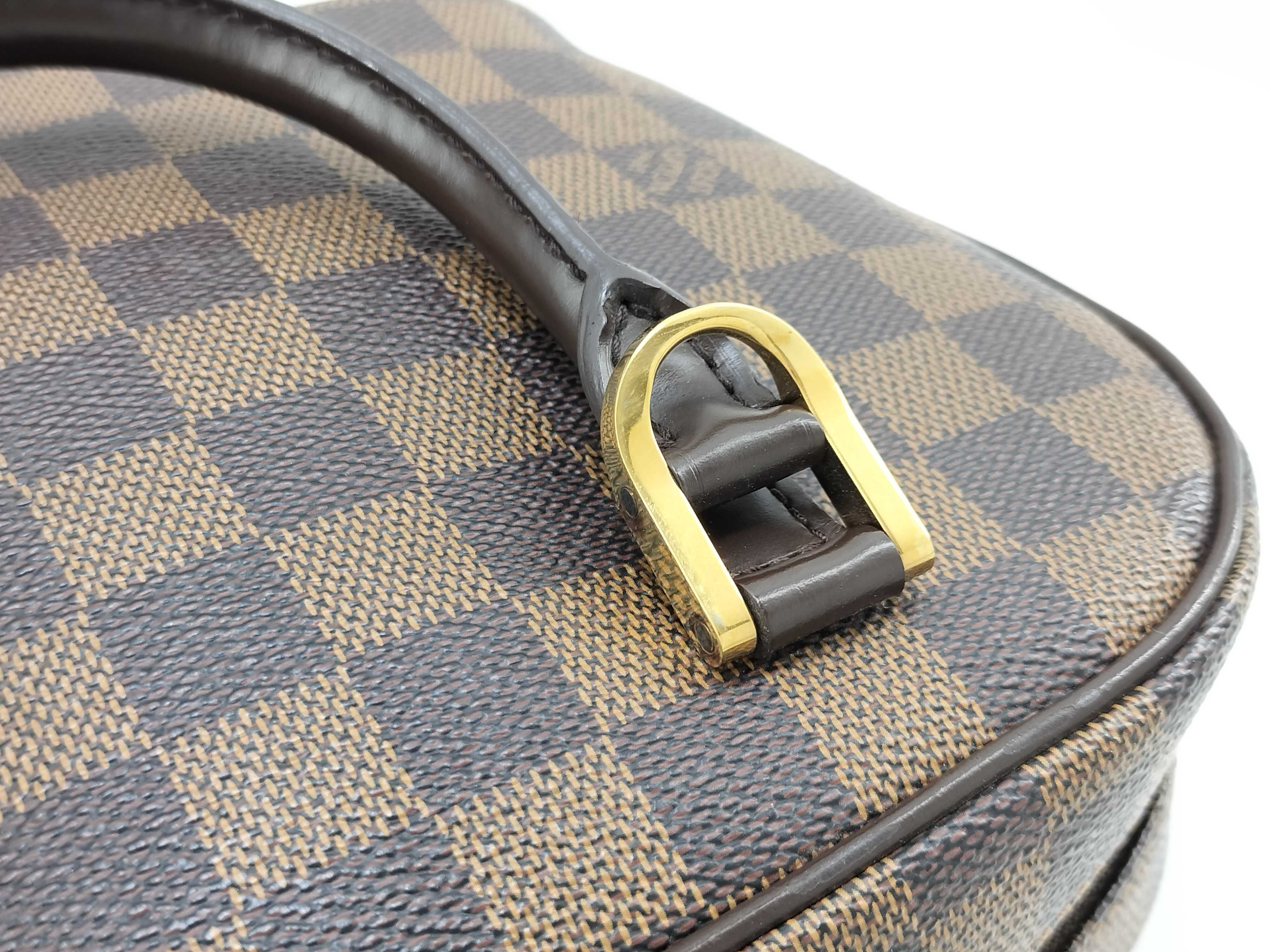 Damier Salia Mini CA0071 Handbag — view 8