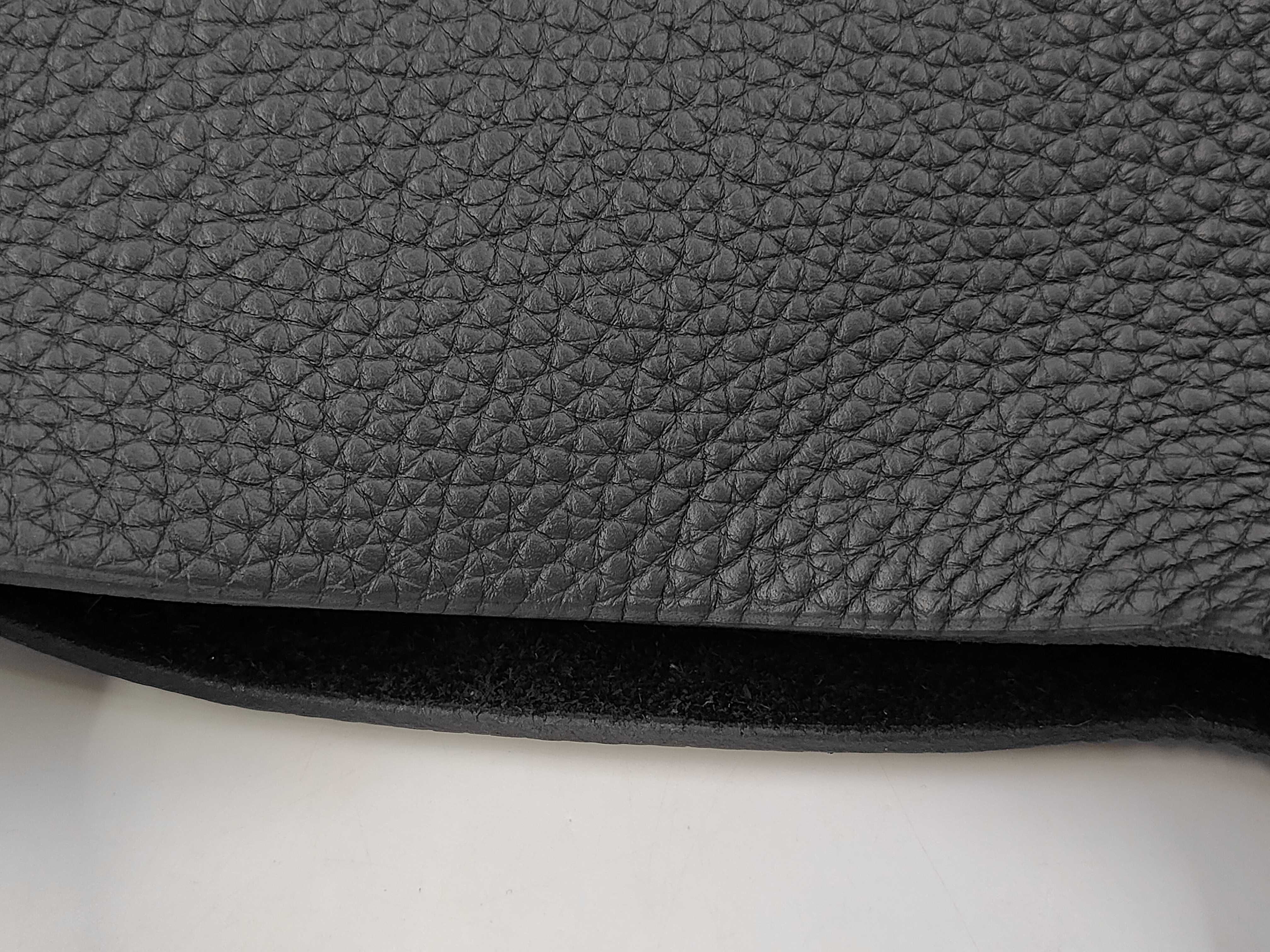 Picotin Lock MM Taurillon Leather, Black, Silver Hardware, B Stamp, Handbag — view 8