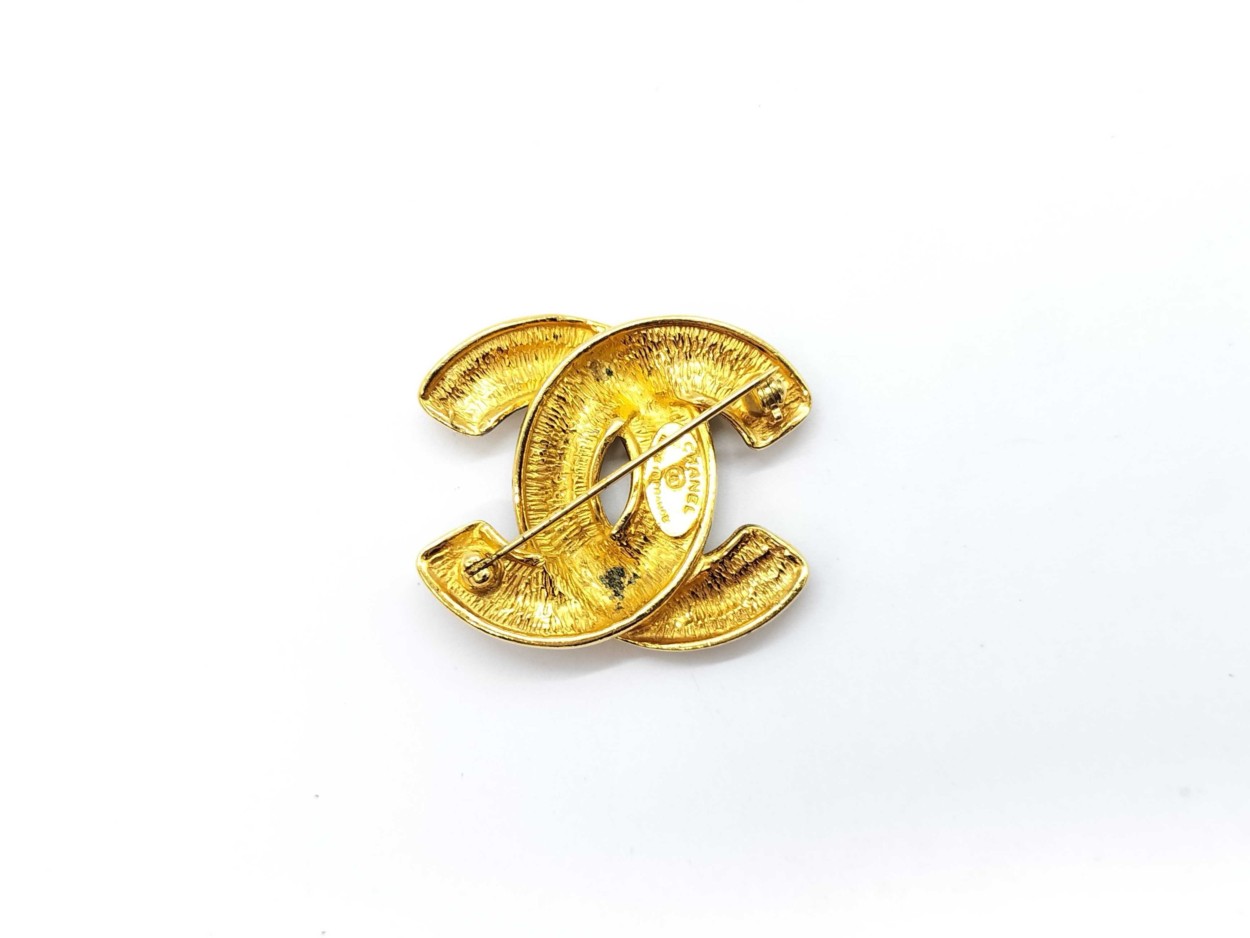 Coco Matelassé Brooch — view 3