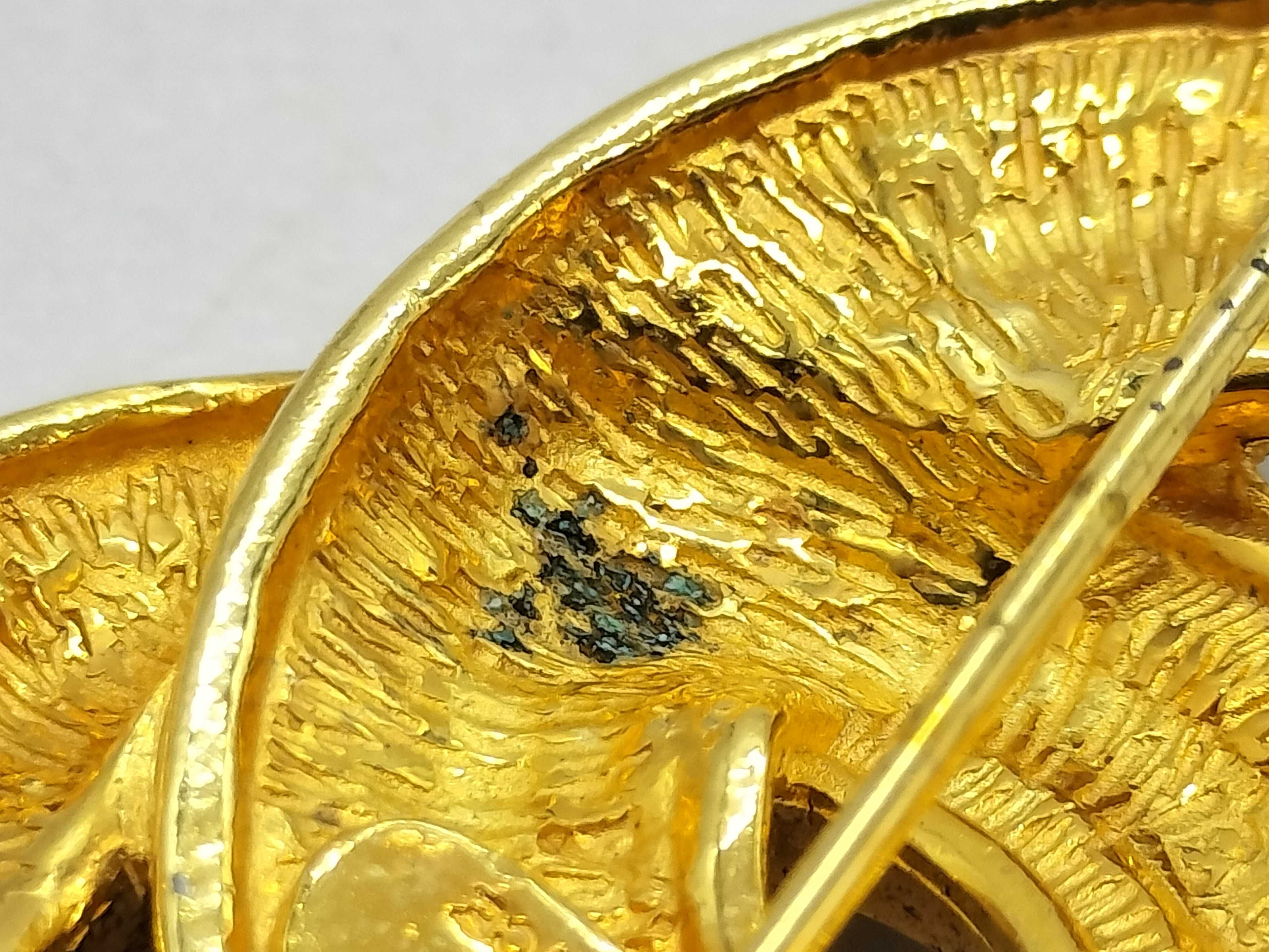 Coco Matelassé Brooch — view 8