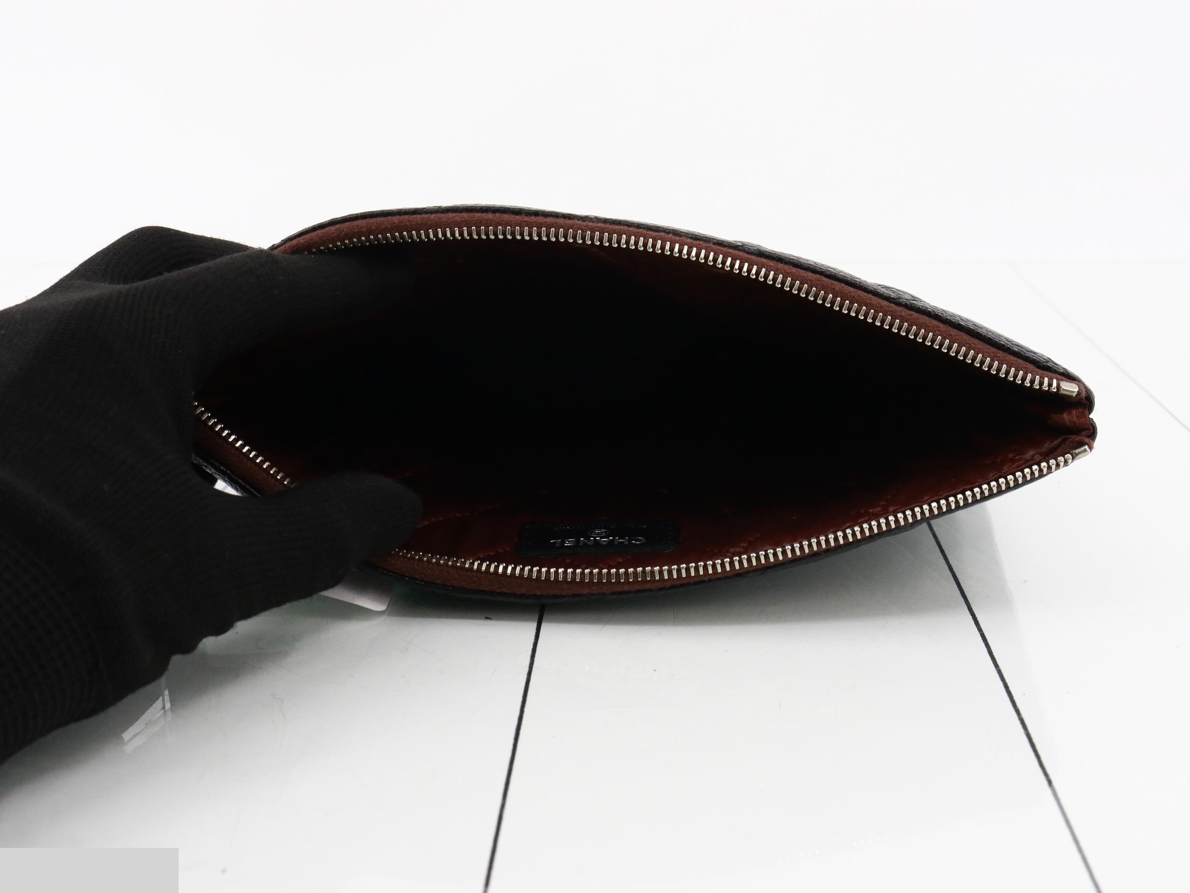Matelassé clutch bag, caviar leather, black — view 4